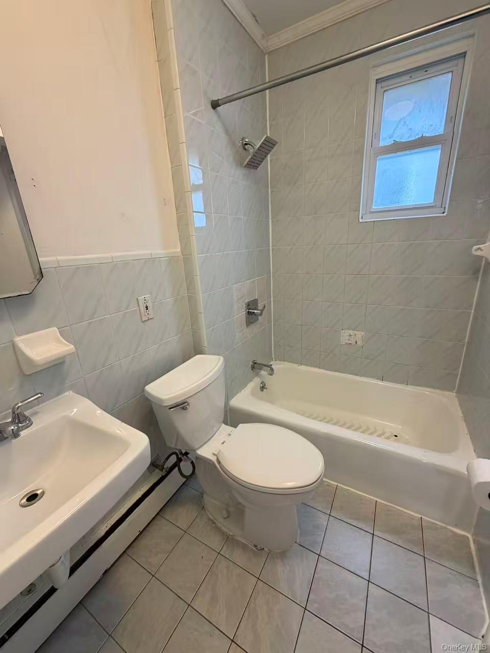 #13 photo, 2027 121st Street, কুইন্‌স College Point , NY 11356