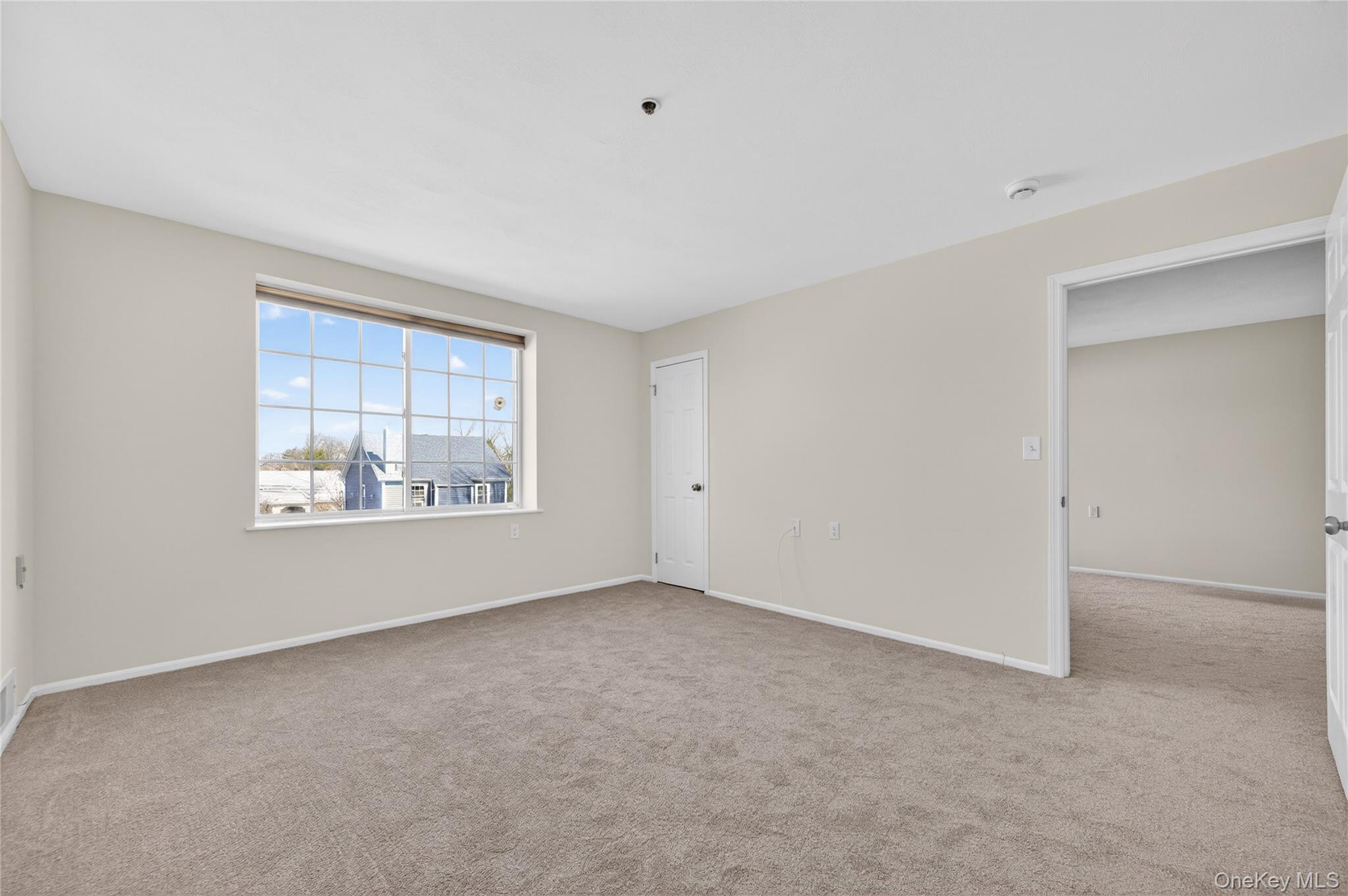 #9 photo, 54 School Street, নাসাউ কাউন্টি Westbury , NY 11590