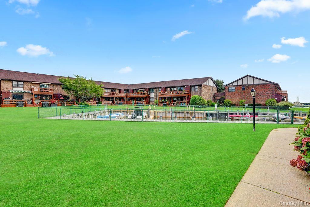 #10 photo, 228 Mariners Way, সাফোক কাউন্টি Copiague , NY 11726