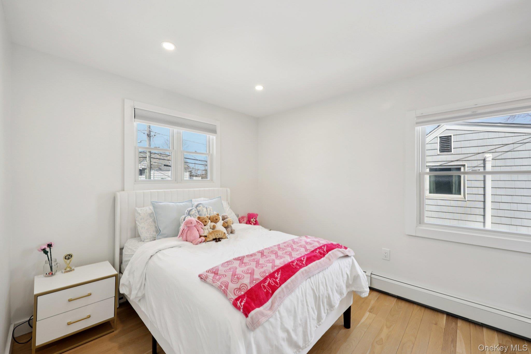 #12 photo, 1361 Kew Avenue, নাসাউ কাউন্টি Hewlett , NY 11557