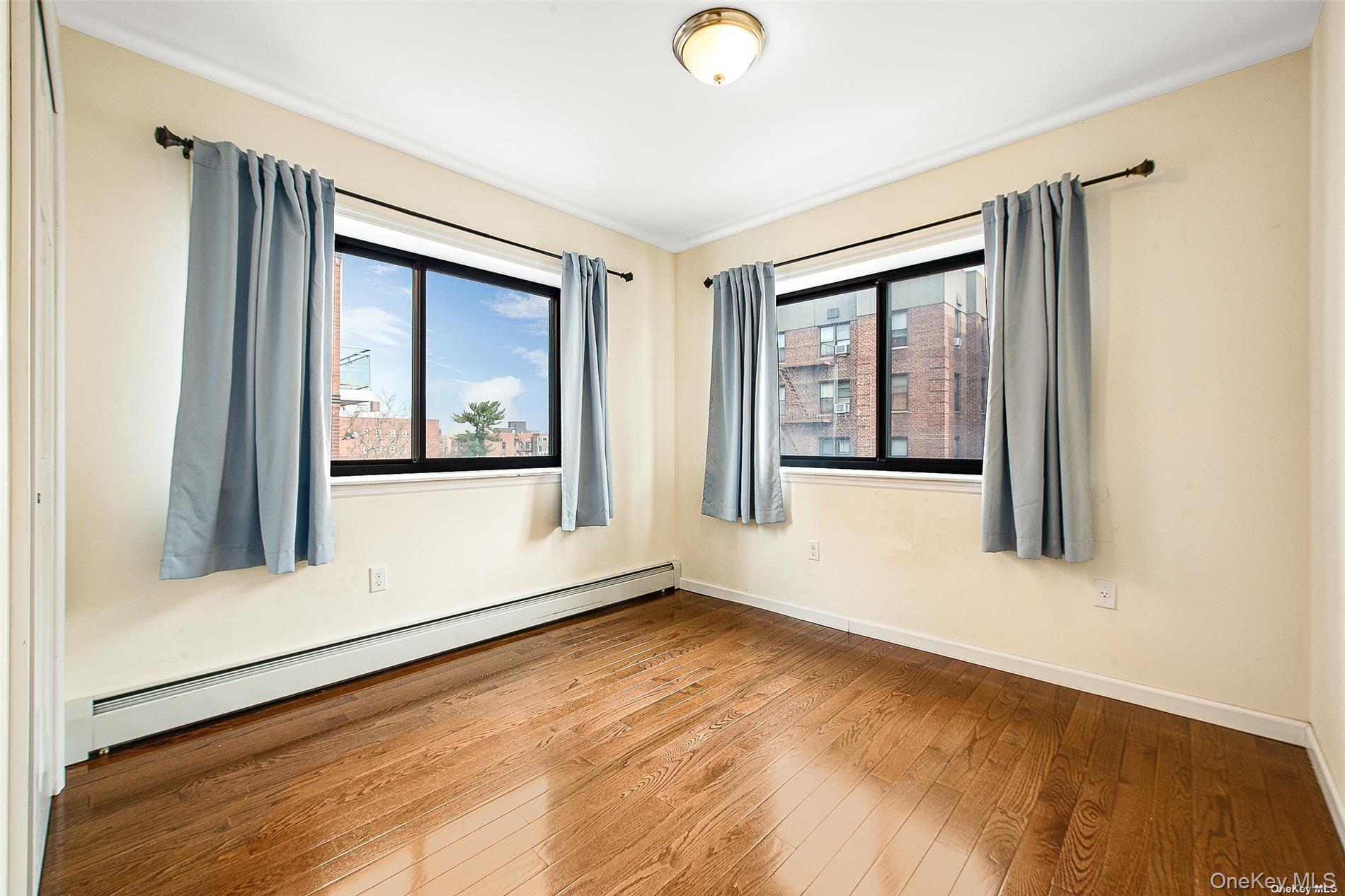 #14 photo, 94-11 65th Road, কুইন্‌স Rego Park , NY 11374