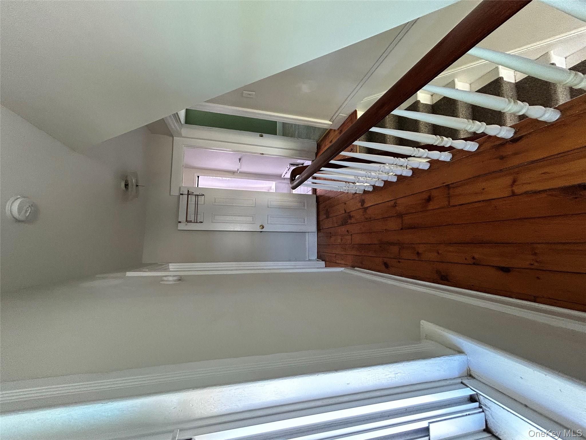 #19 photo, 24 Arnold Avenue, সাফোক কাউন্টি West Babylon , NY 11704