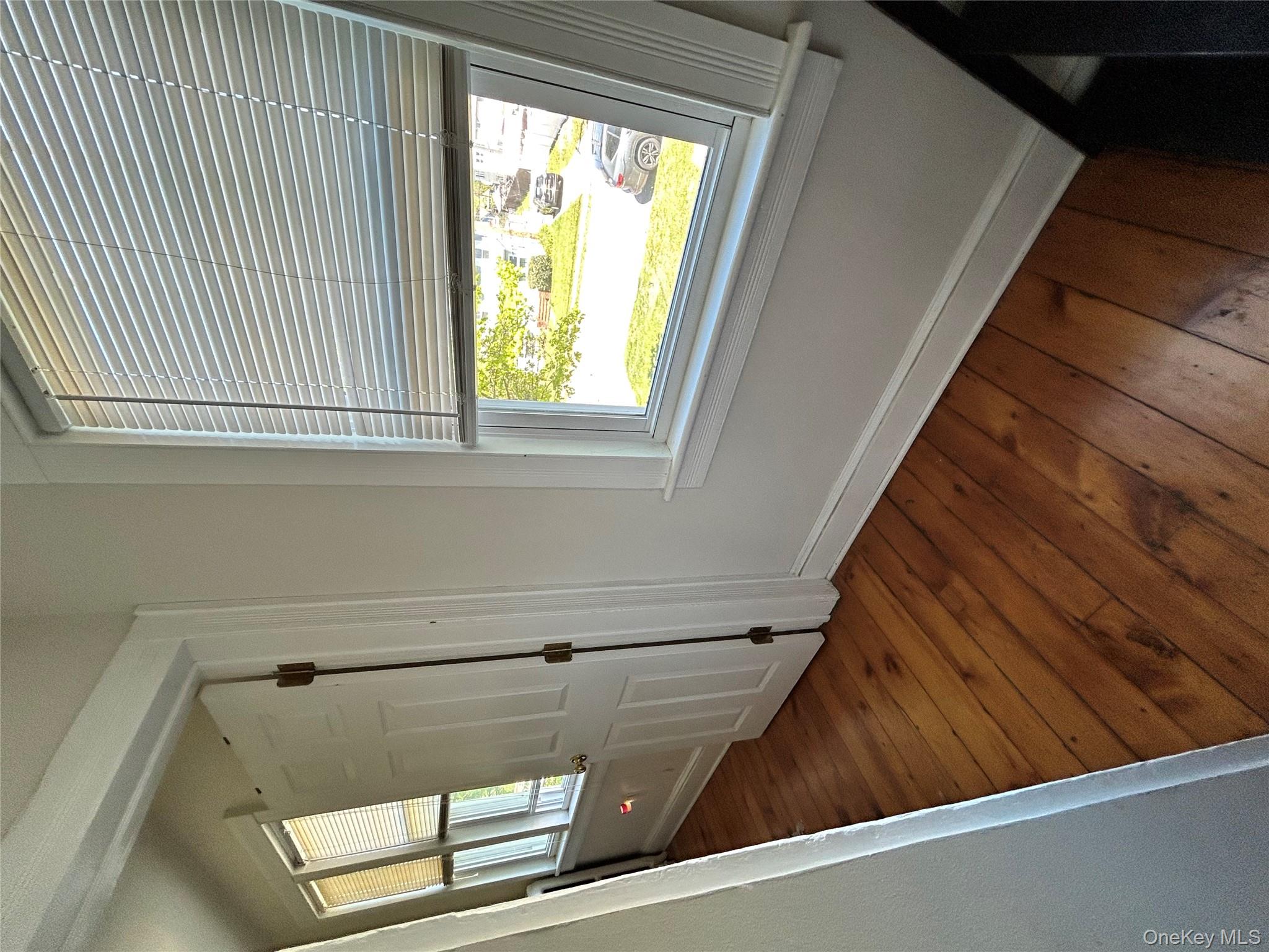 #20 photo, 24 Arnold Avenue, সাফোক কাউন্টি West Babylon , NY 11704