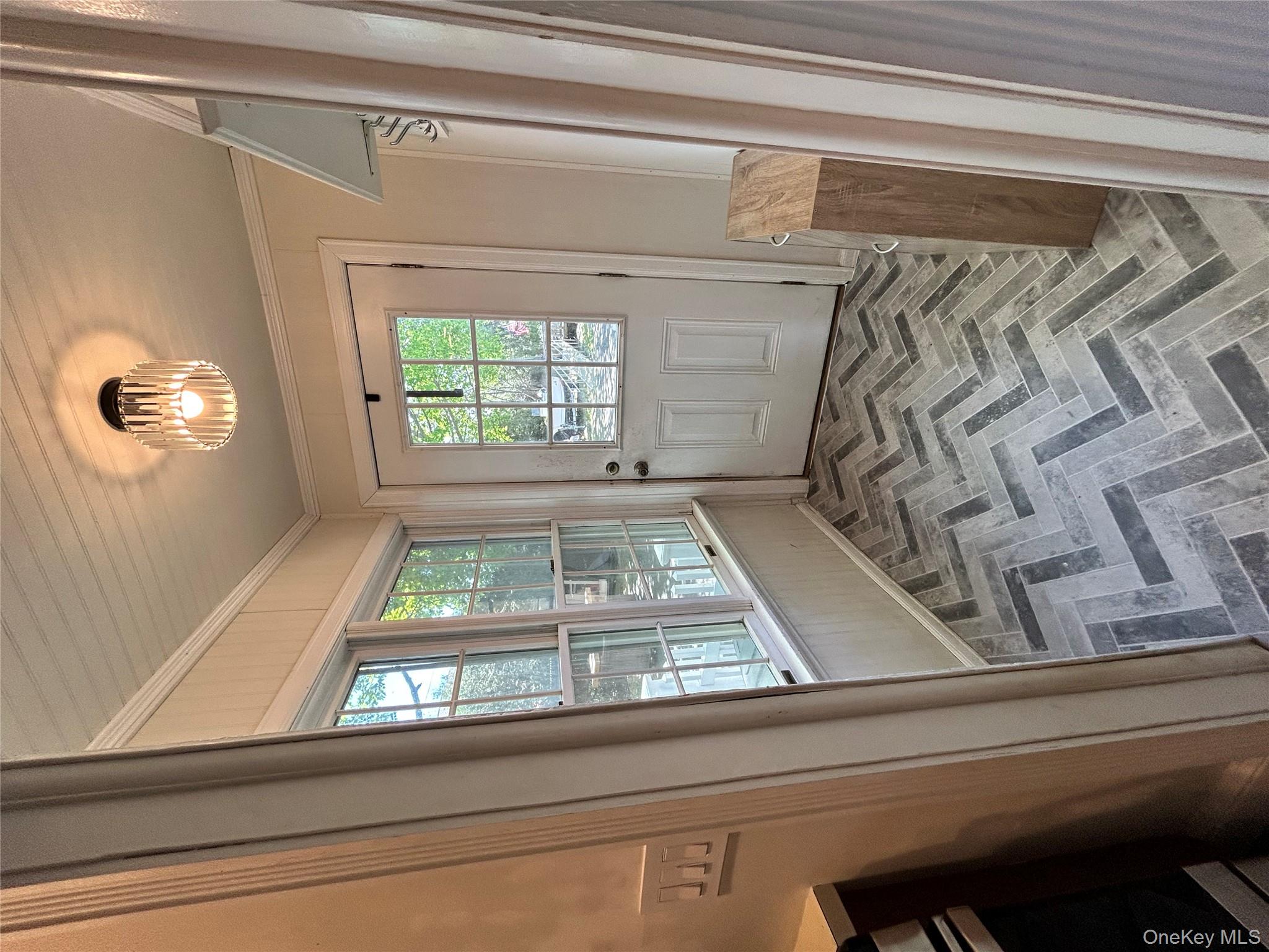 #7 photo, 24 Arnold Avenue, সাফোক কাউন্টি West Babylon , NY 11704