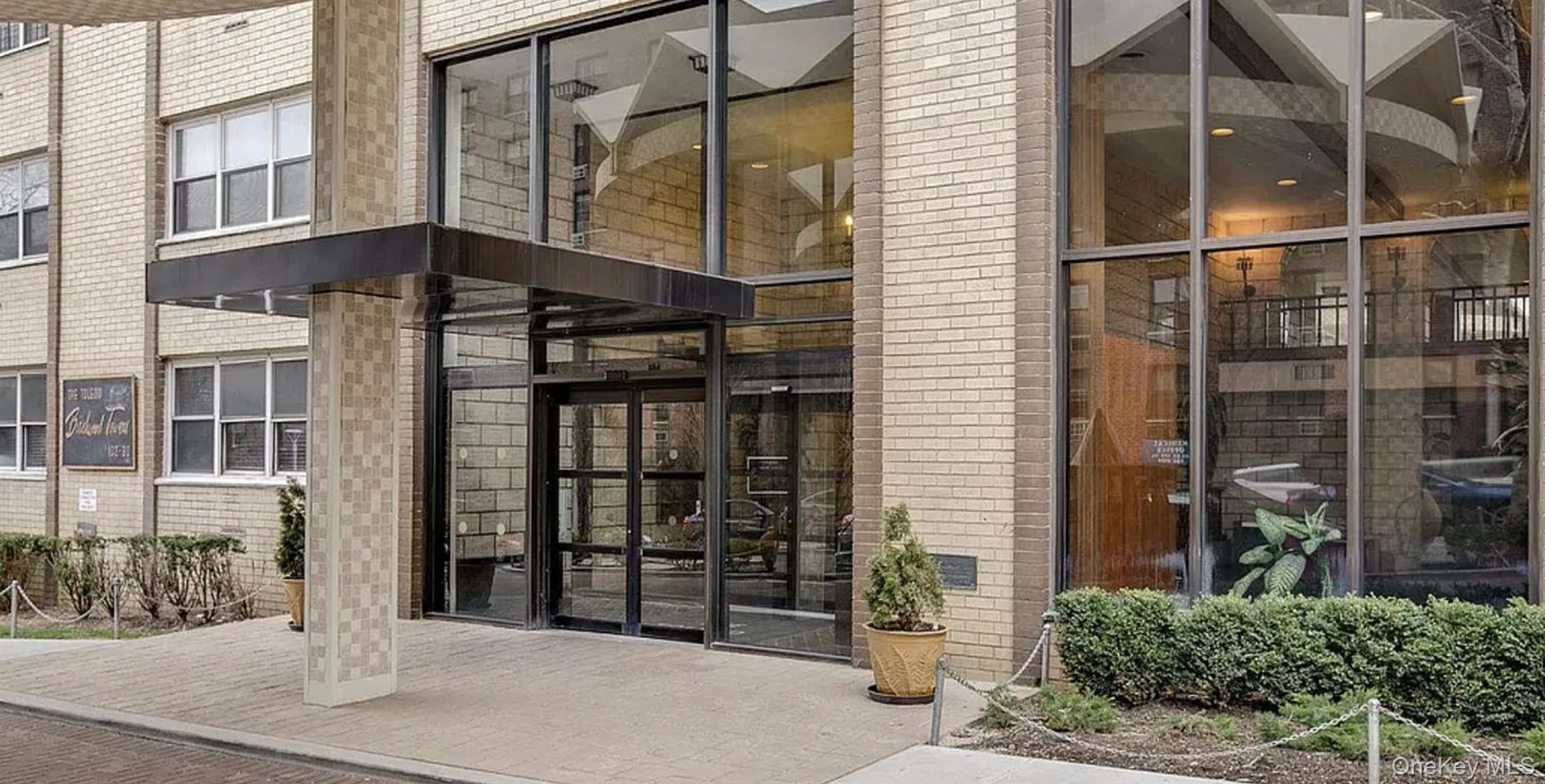 #14 photo, 102-30 66th Road, কুইন্‌স Forest Hills , NY 11375