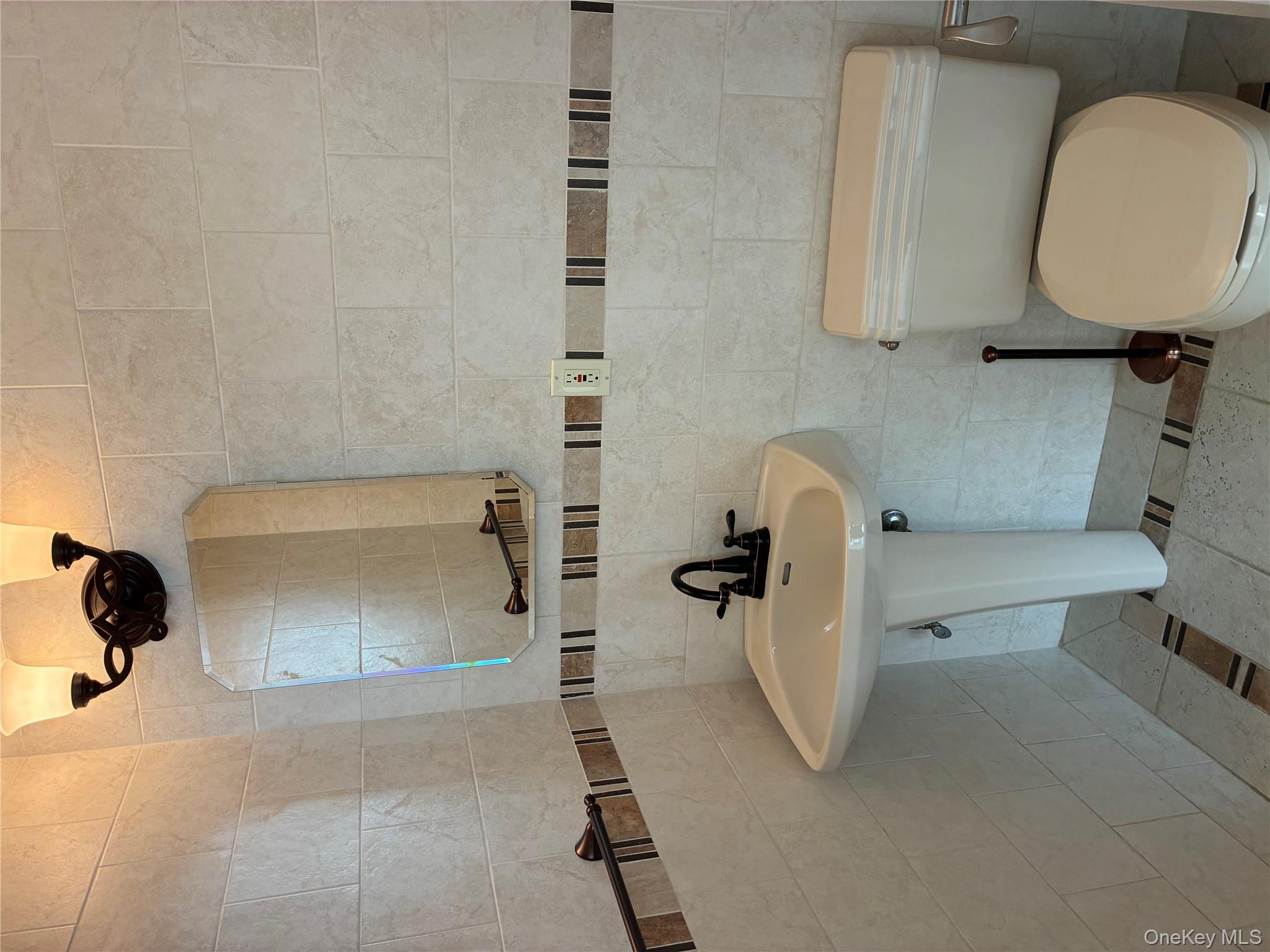 #12 photo, 185 W Park Avenue, מחוז נסאו Long Beach , NY 11561