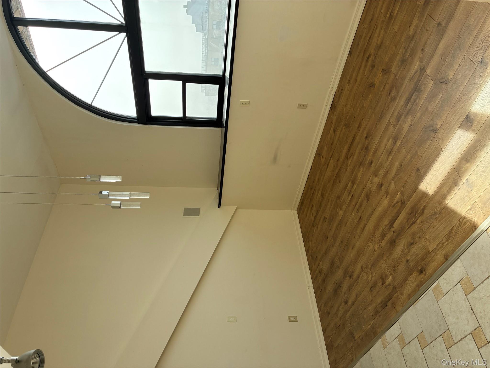 #5 photo, 185 W Park Avenue, מחוז נסאו Long Beach , NY 11561