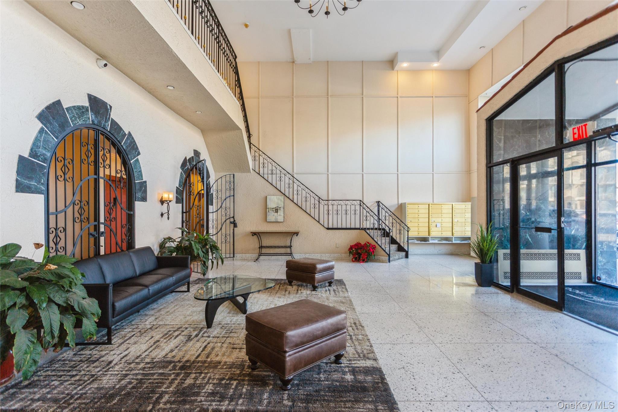 #4 photo, 370 W. Broadway, 롱 아일랜드 Long Beach , NY 11561