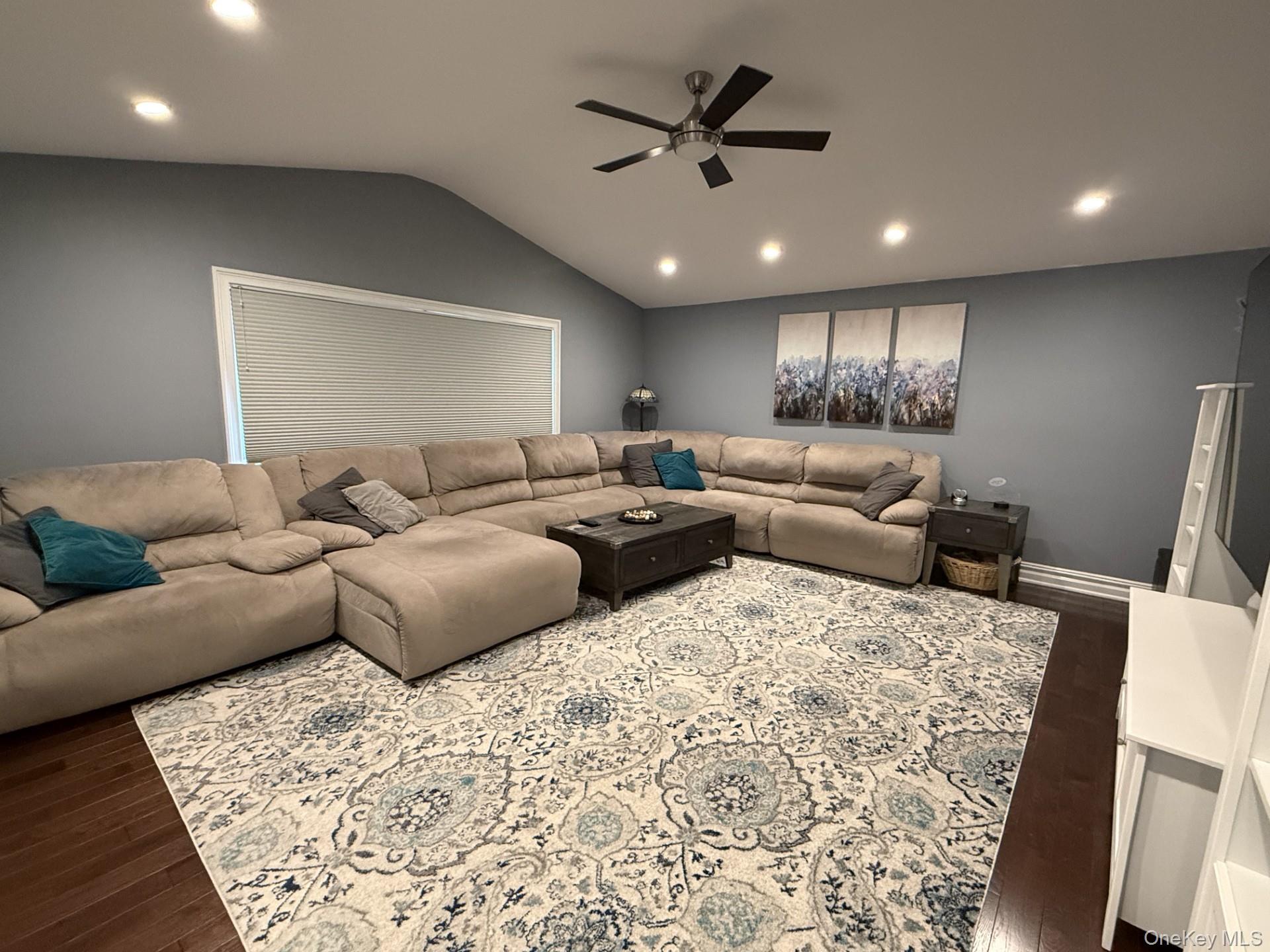 #11 photo, 3 Pimlico Court, 롱 아일랜드 Commack , NY 11725