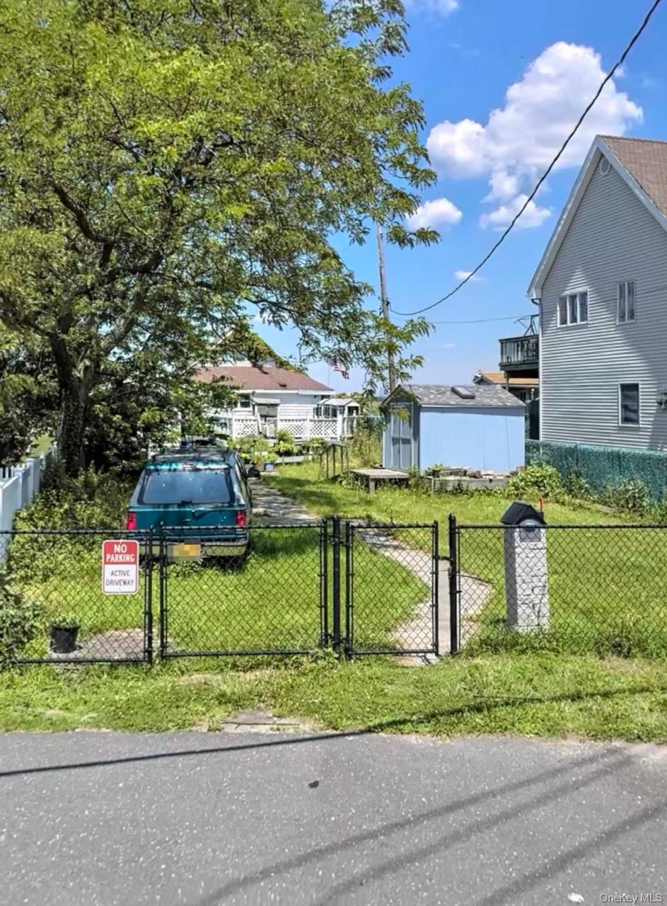 #2 photo, 631 Cross Bay Boulevard, কুইন্‌স Broad Channel , NY 11693