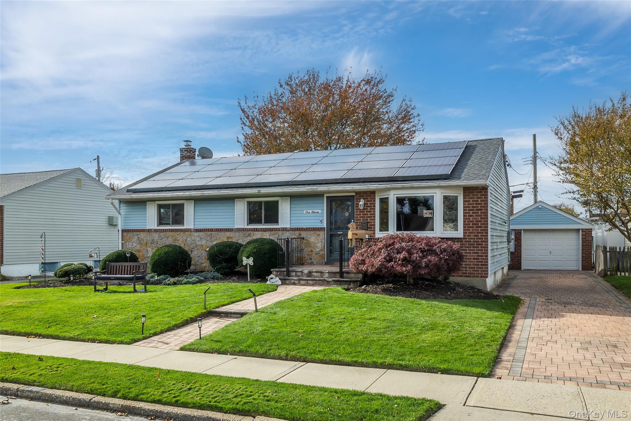 #2 photo, 111 Morris Drive, নাসাউ কাউন্টি East Meadow , NY 11554