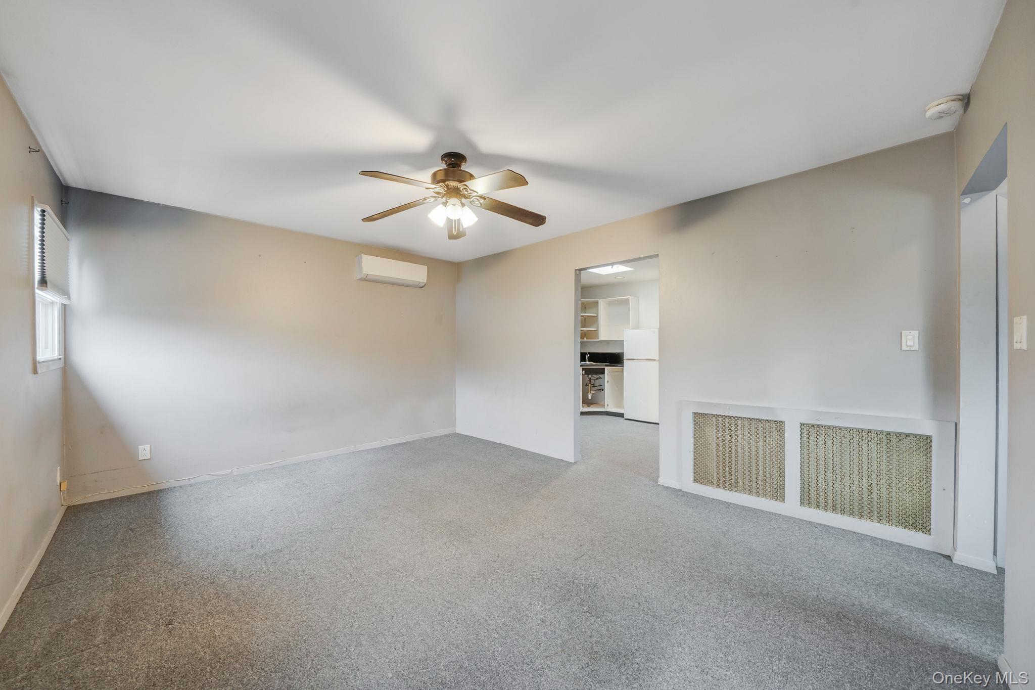 #12 photo, 90 Haven Lane, নাসাউ কাউন্টি Levittown , NY 11756