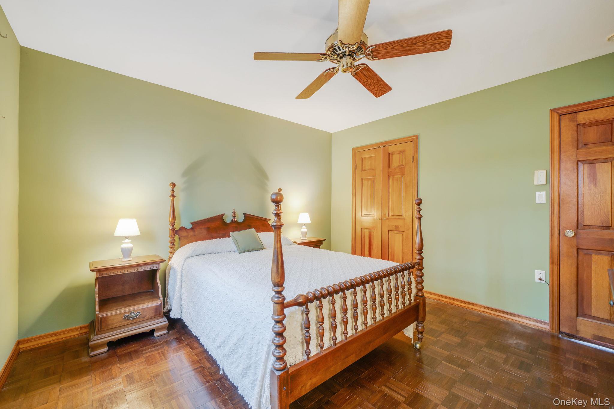 #7 photo, 90 Haven Lane, নাসাউ কাউন্টি Levittown , NY 11756