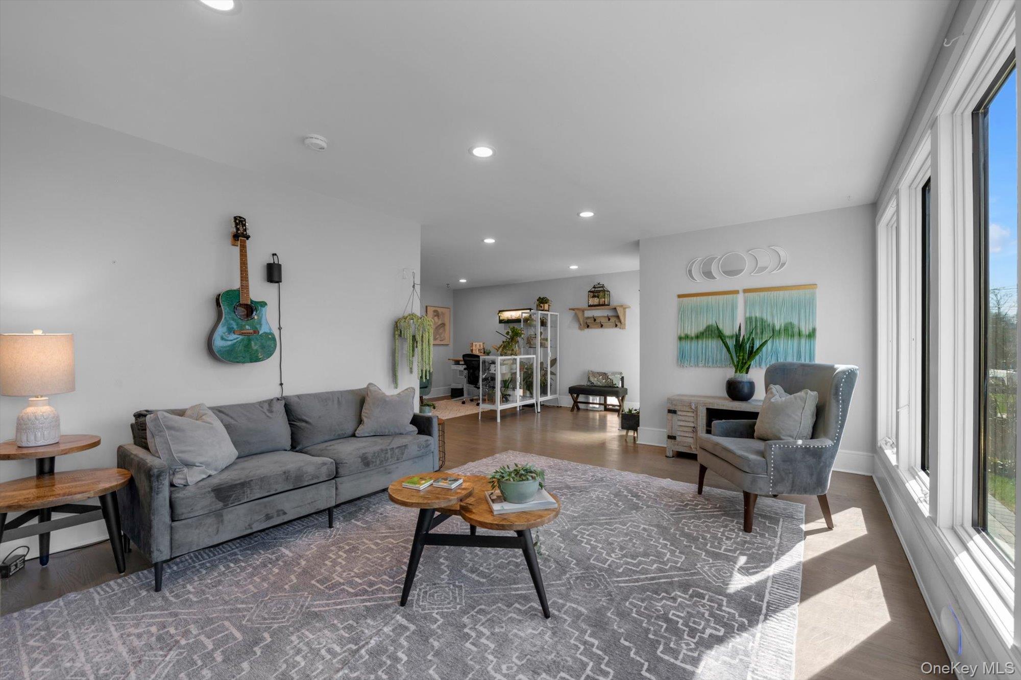 #15 photo, 37 Carlton Avenue, নাসাউ কাউন্টি Port Washington , NY 11050