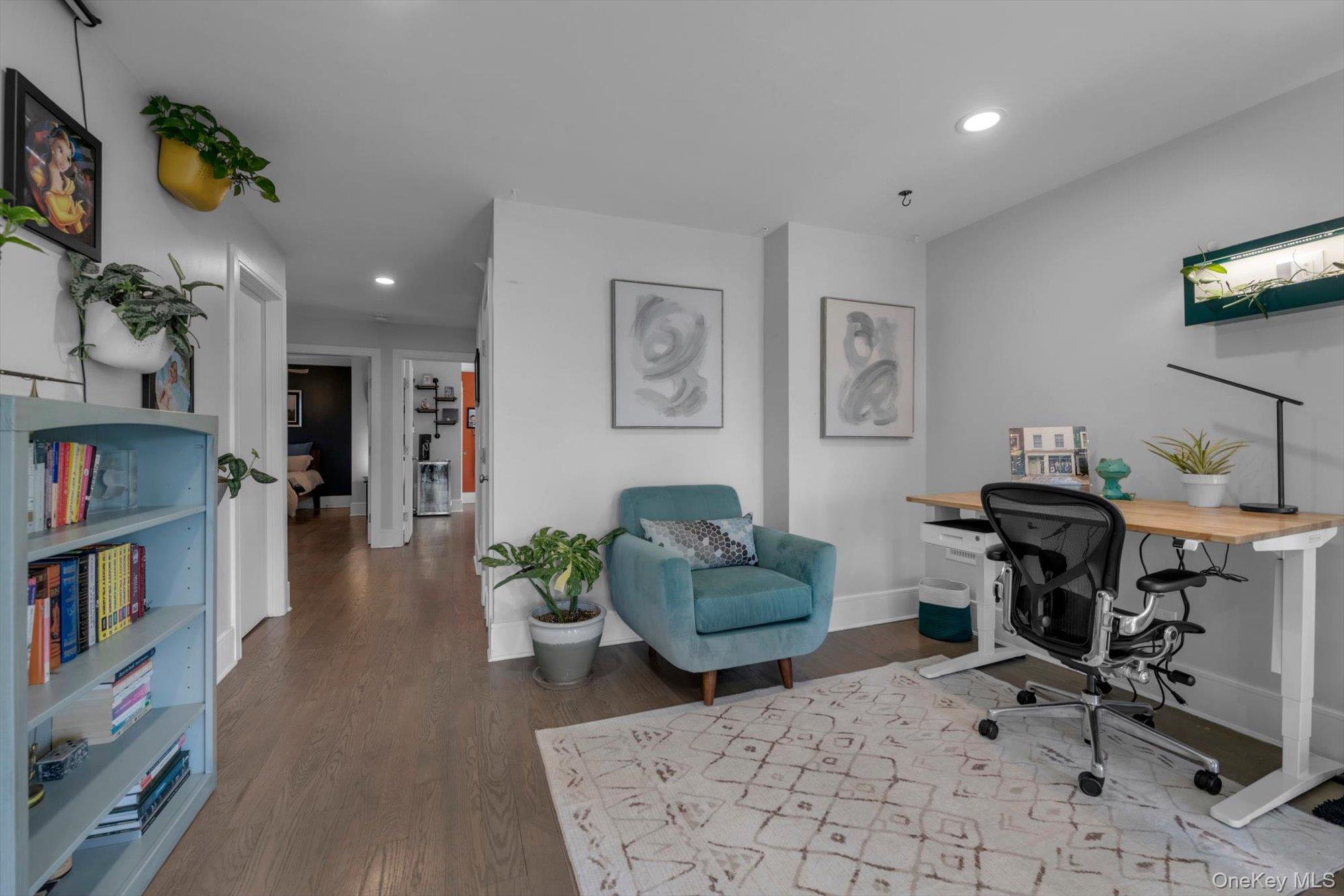 #16 photo, 37 Carlton Avenue, নাসাউ কাউন্টি Port Washington , NY 11050