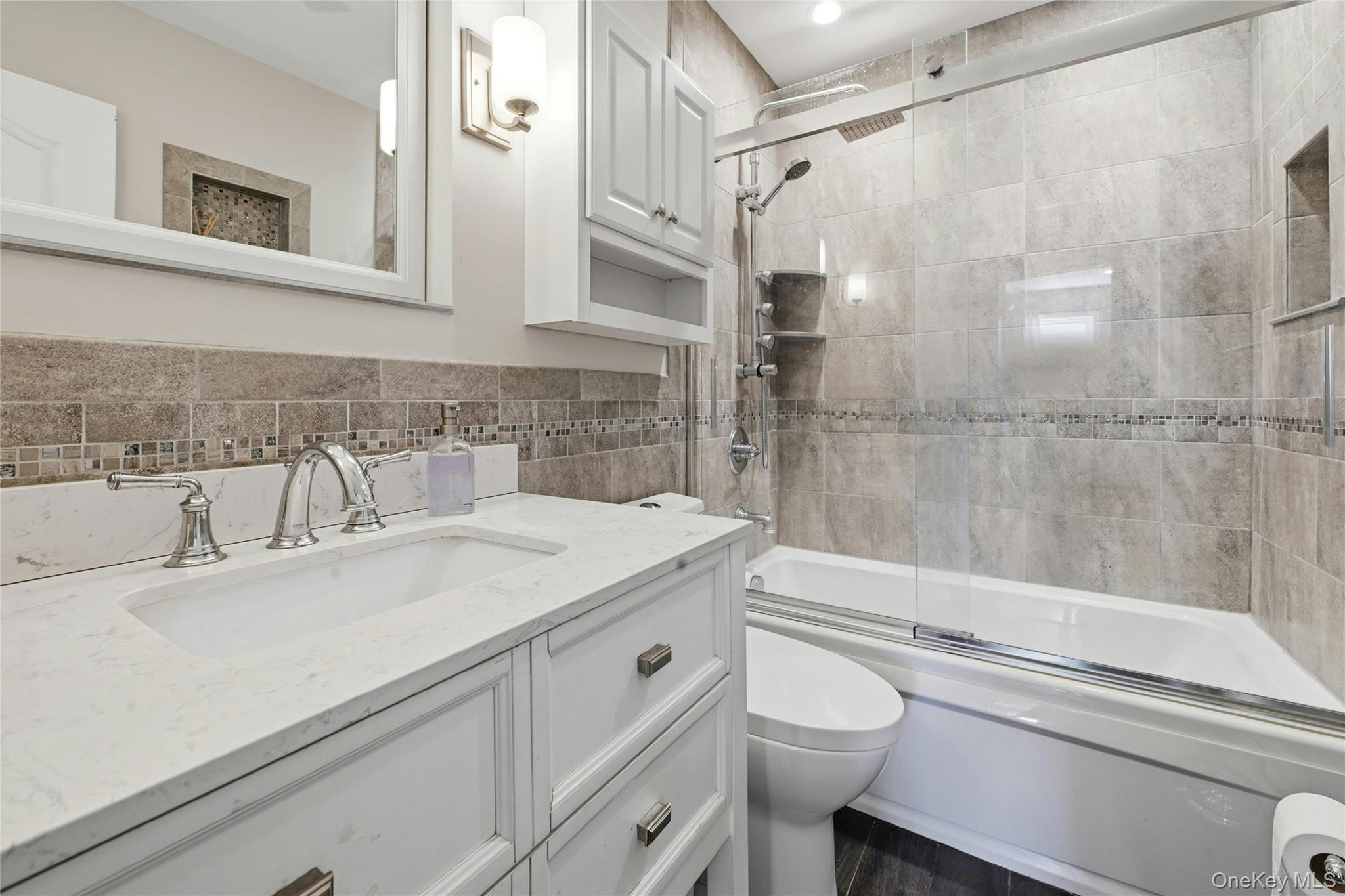 #20 photo, 26 Patrician Street, সাফোক কাউন্টি Holbrook , NY 11741