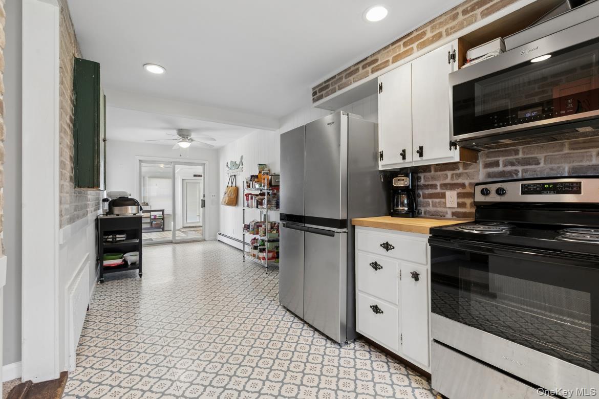 #10 photo, 51 Lockitt Drive, সাফোক কাউন্টি Riverhead , NY 11901