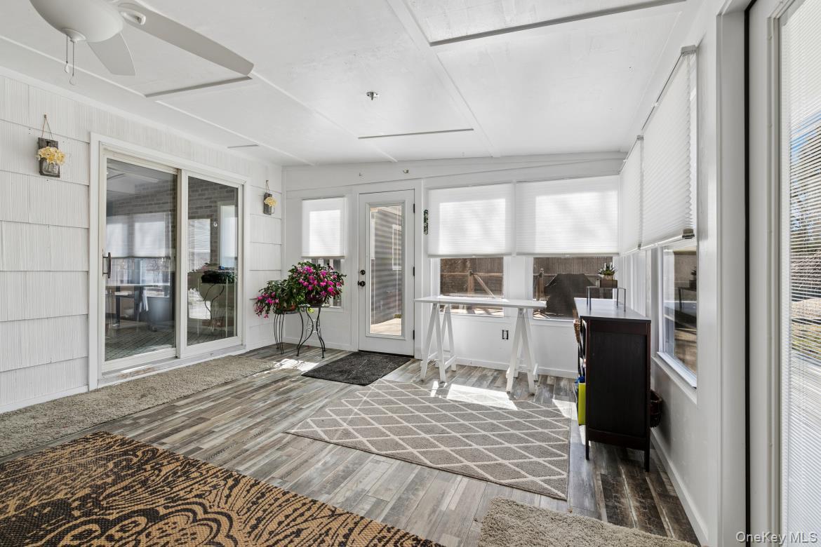 #14 photo, 51 Lockitt Drive, সাফোক কাউন্টি Riverhead , NY 11901