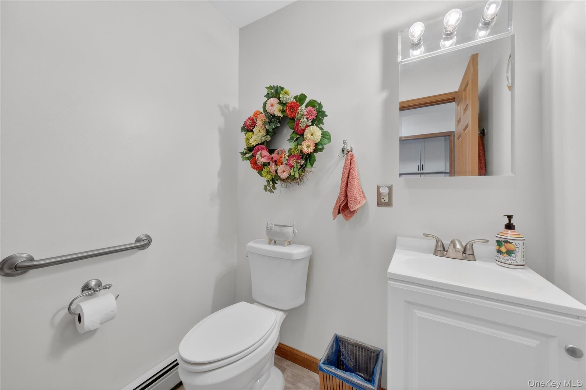 #16 photo, 16 Carol Anns Way, Saugerties , NY 12477