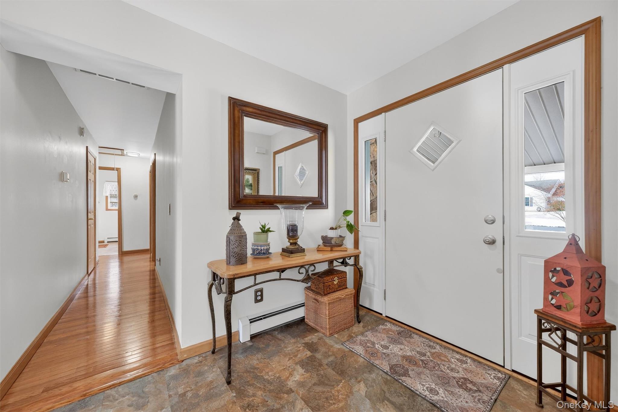 #17 photo, 16 Carol Anns Way, Saugerties , NY 12477