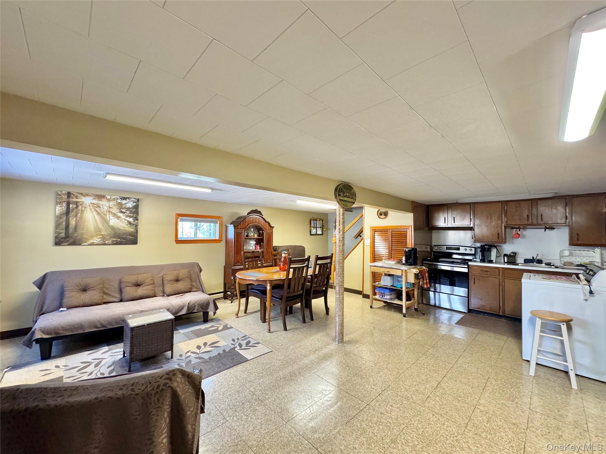 #4 photo, 6339-6347 Route 32, Catskill , NY 12414