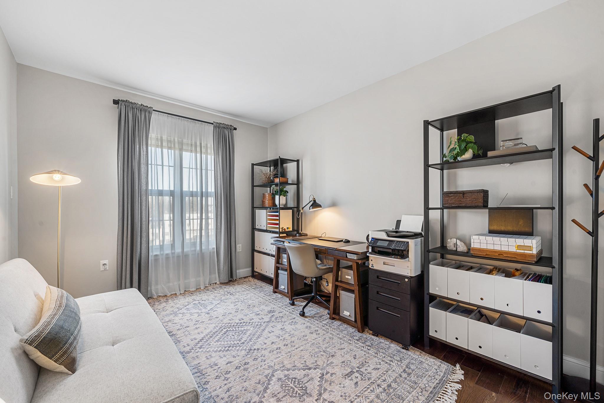 #12 photo, 10 Byron Place, Larchmont , NY 10538