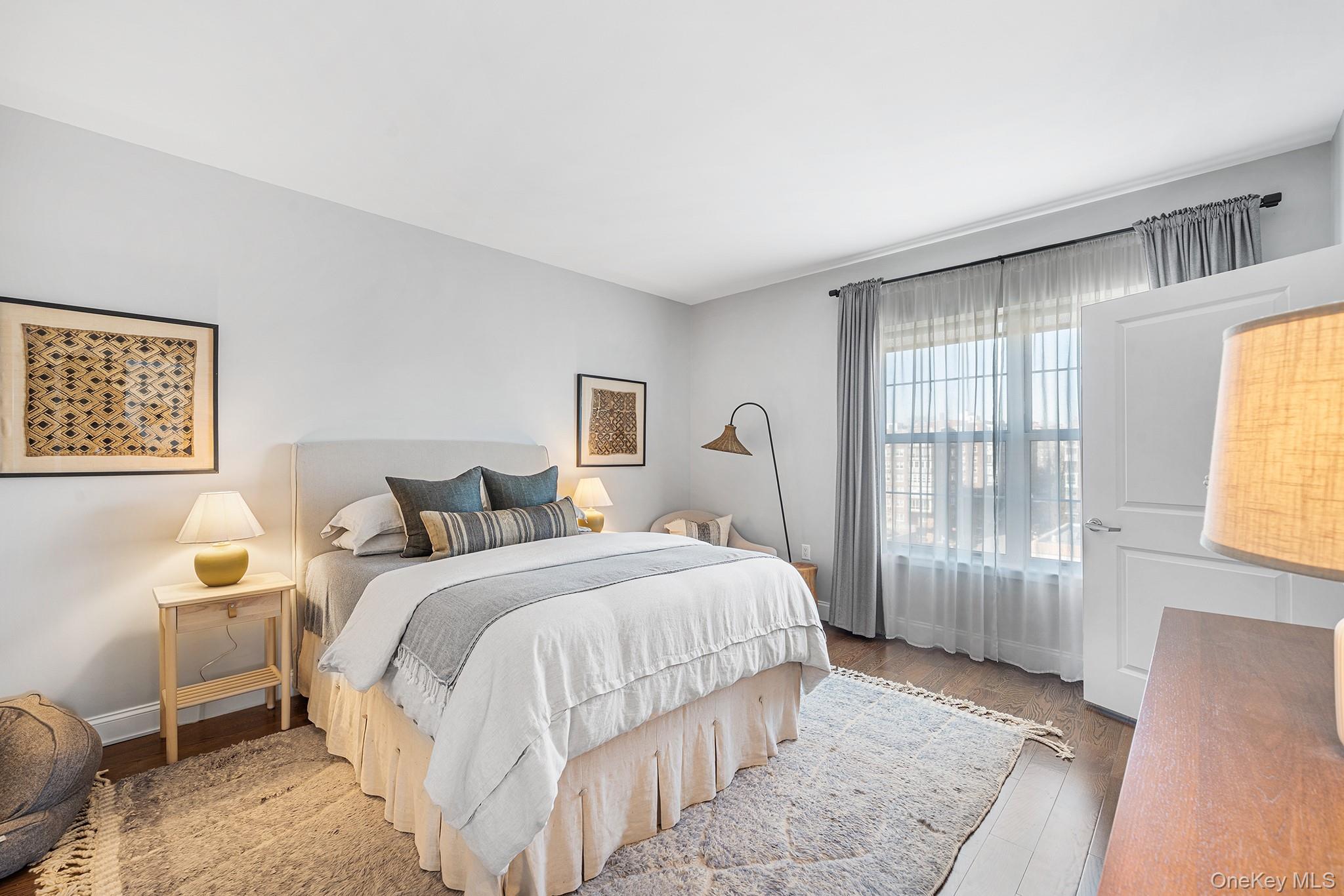 #7 photo, 10 Byron Place, Larchmont , NY 10538