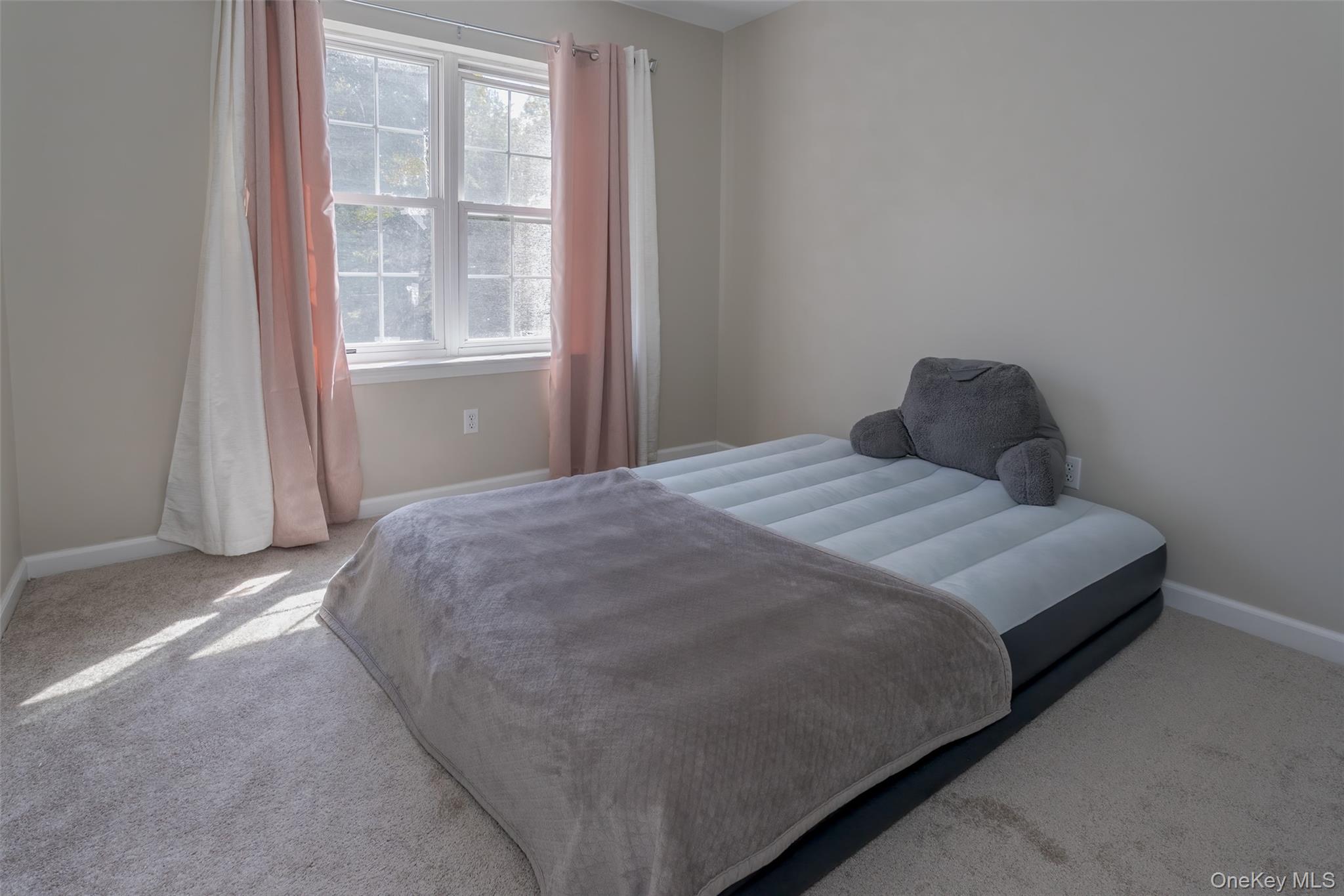 #11 photo, 423 Kings Highway, Warwick , NY 10990