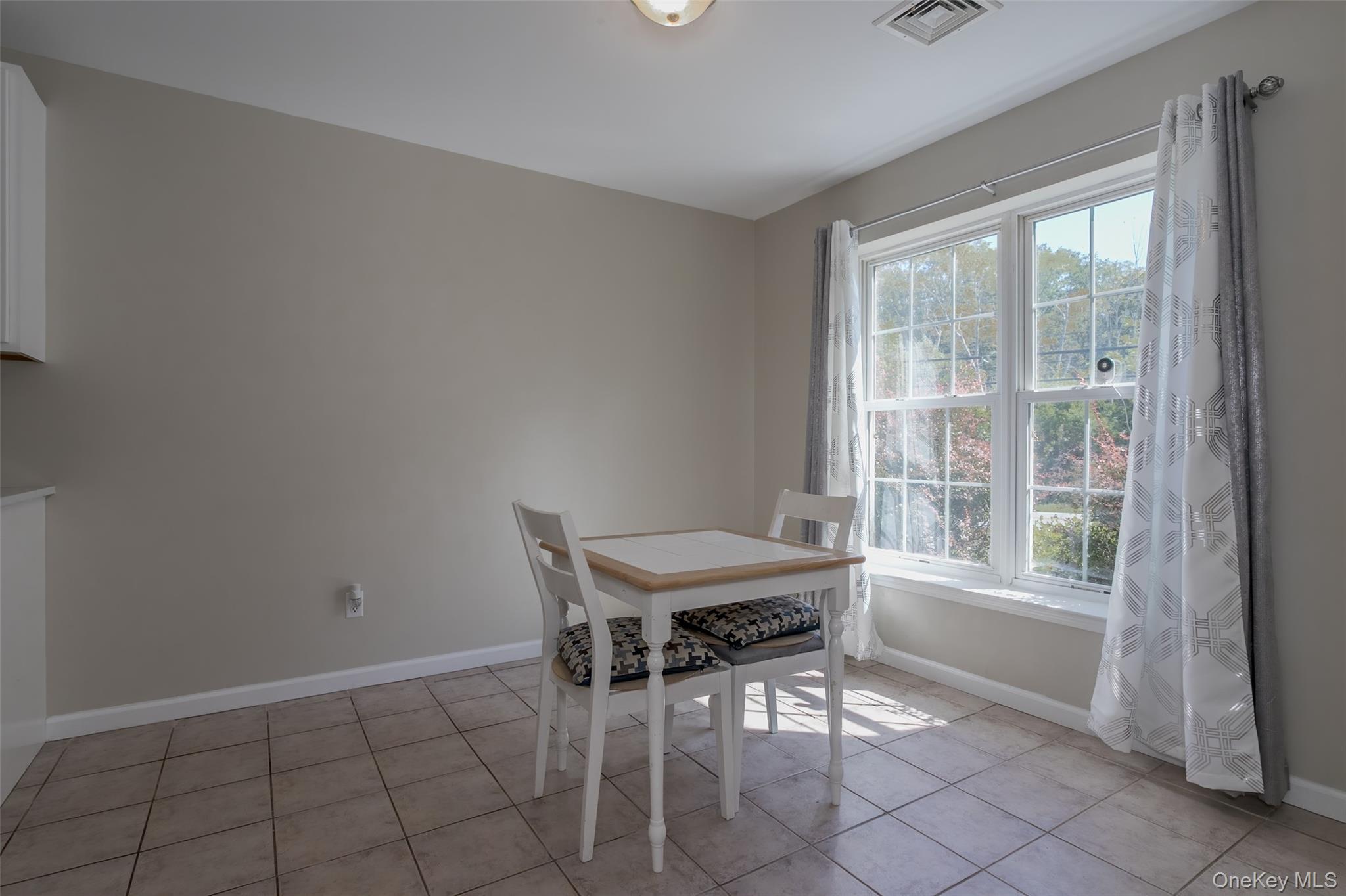 #5 photo, 423 Kings Highway, Warwick , NY 10990