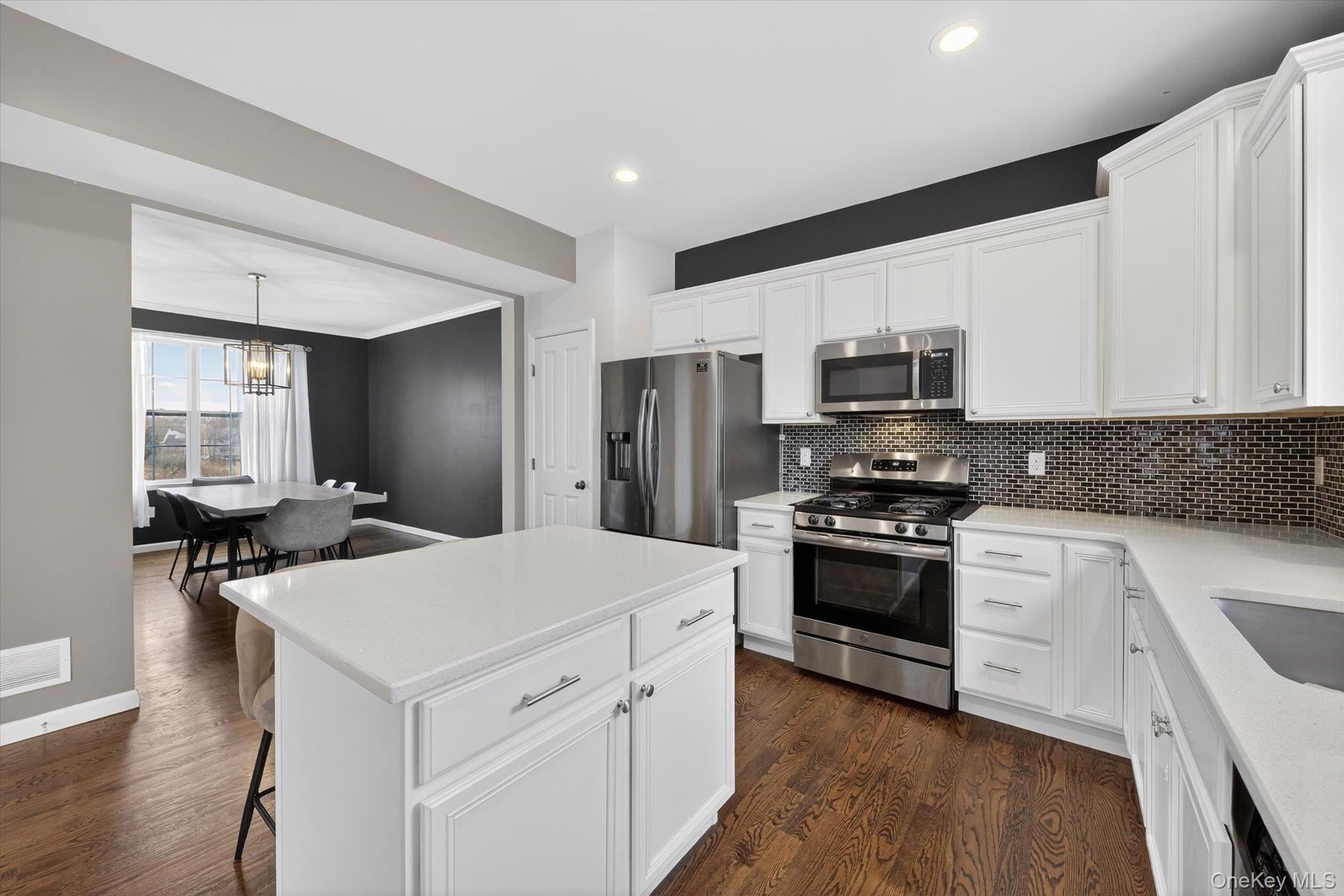 #8 photo, 40 Highgrove Drive, Washingtonville , NY 10992