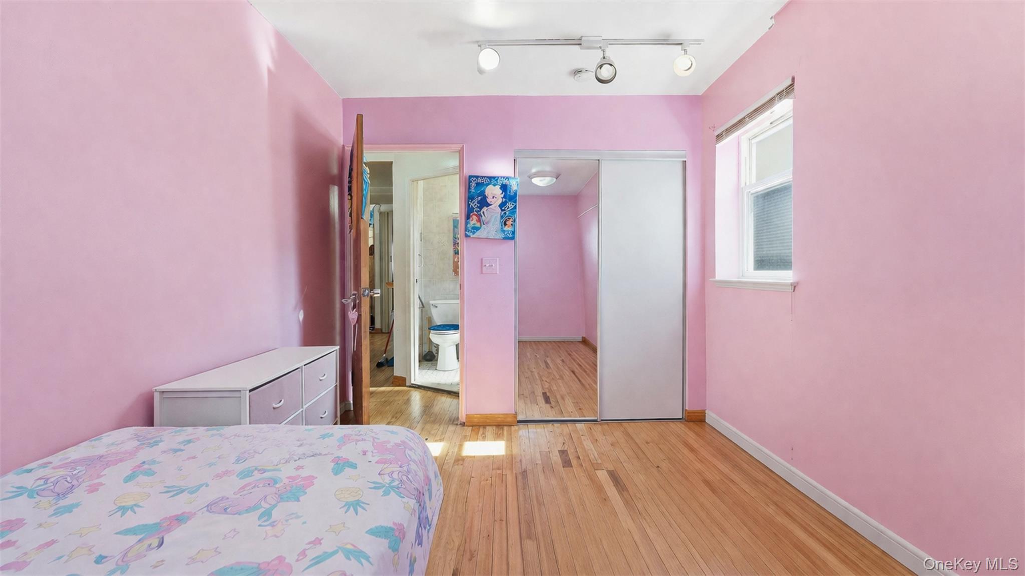 #10 photo, 1677 Unionport Road, ব্রঙ্কস Bronx , NY 10462