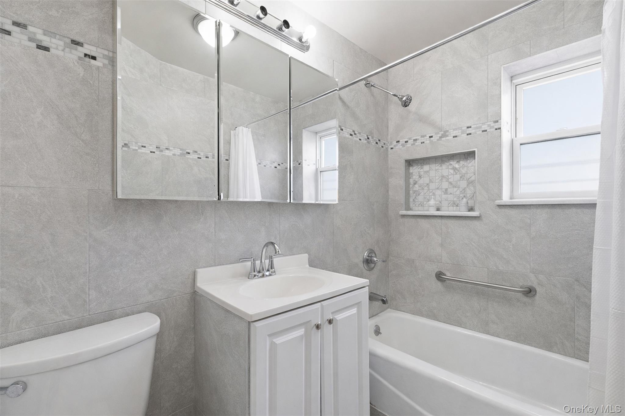 #11 photo, 1677 Unionport Road, ব্রঙ্কস Bronx , NY 10462