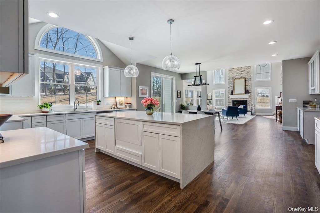 #4 photo, 7 Bear Hollow Lane, Hyde Park , NY 12538