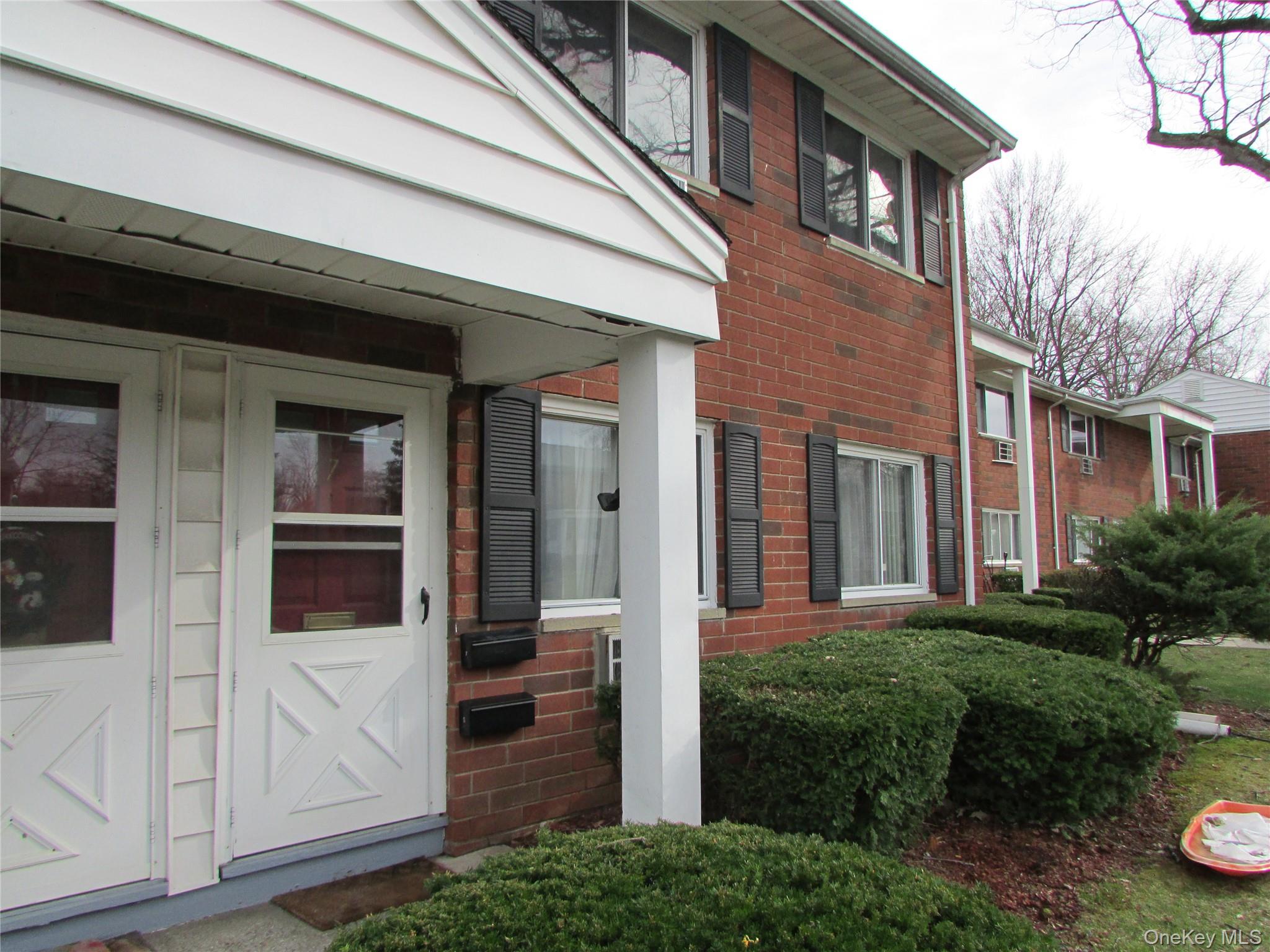 #1 photo, 7 Manor Drive, Cornwall , NY 12518