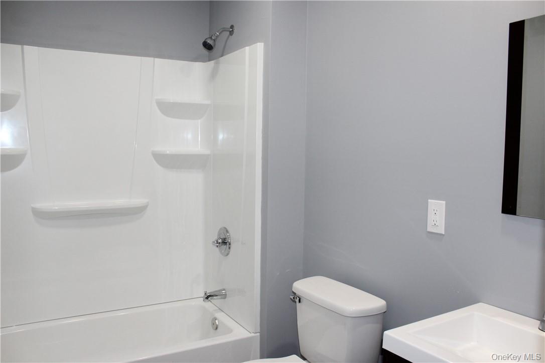 #8 photo, 3144 Route 9W, New Windsor , NY 12553