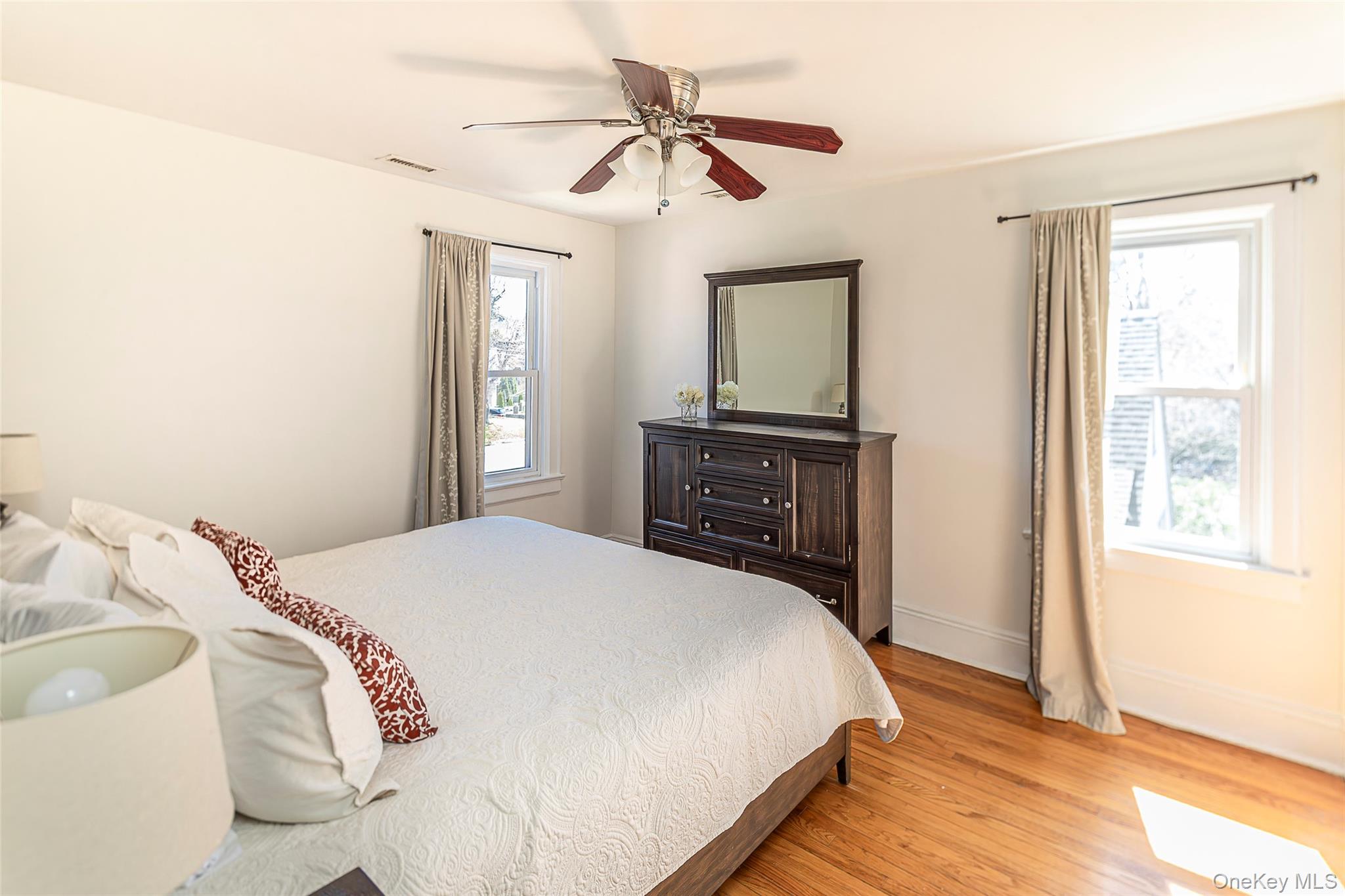 #11 photo, 459 Bronxville Road, ব্রঙ্কস Bronxville , NY 10708