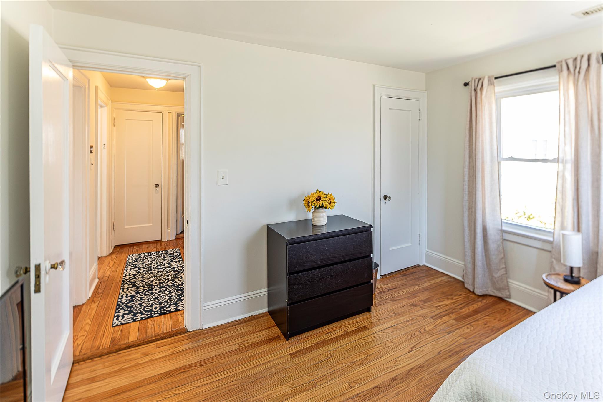 #13 photo, 459 Bronxville Road, ব্রঙ্কস Bronxville , NY 10708