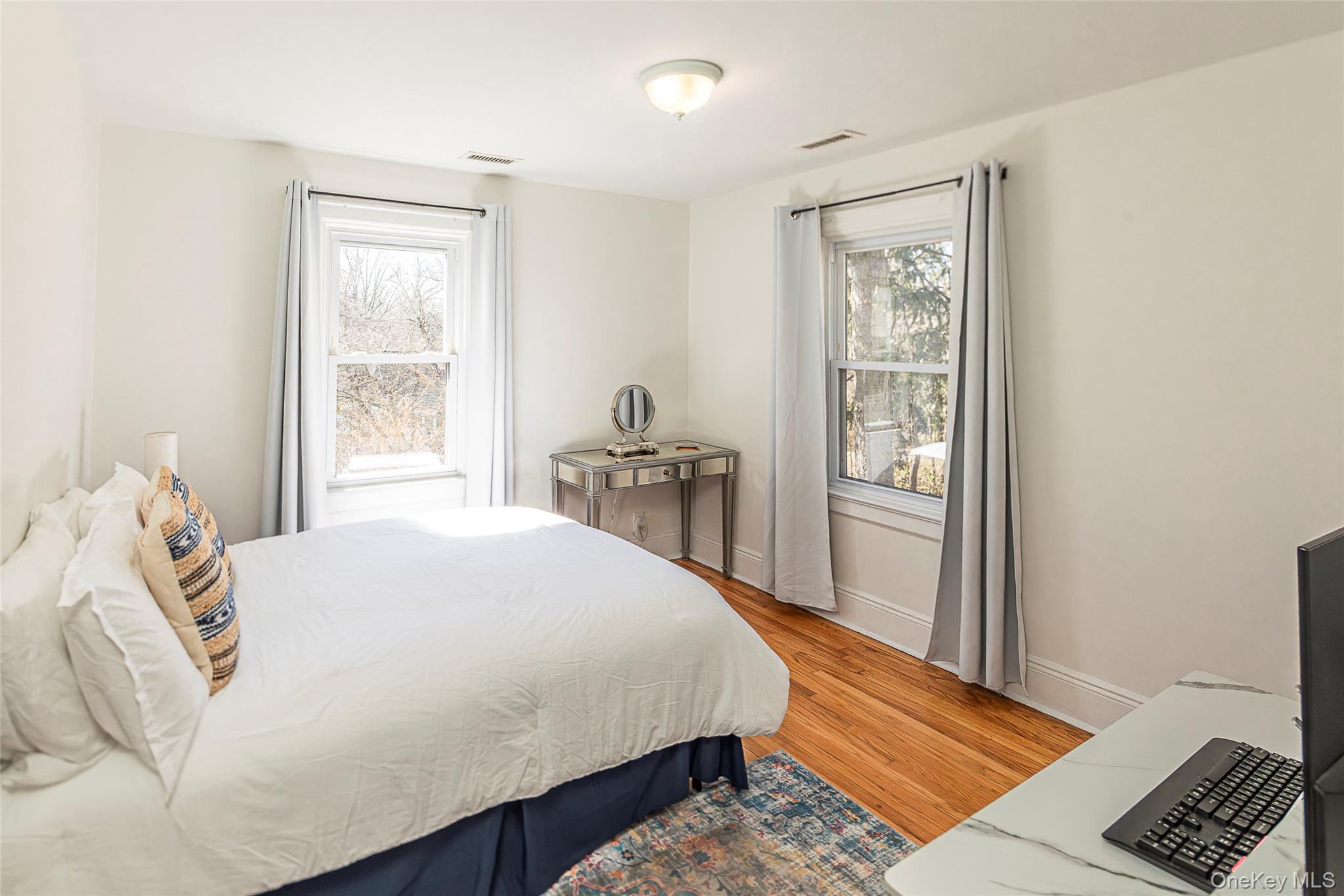 #16 photo, 459 Bronxville Road, ব্রঙ্কস Bronxville , NY 10708