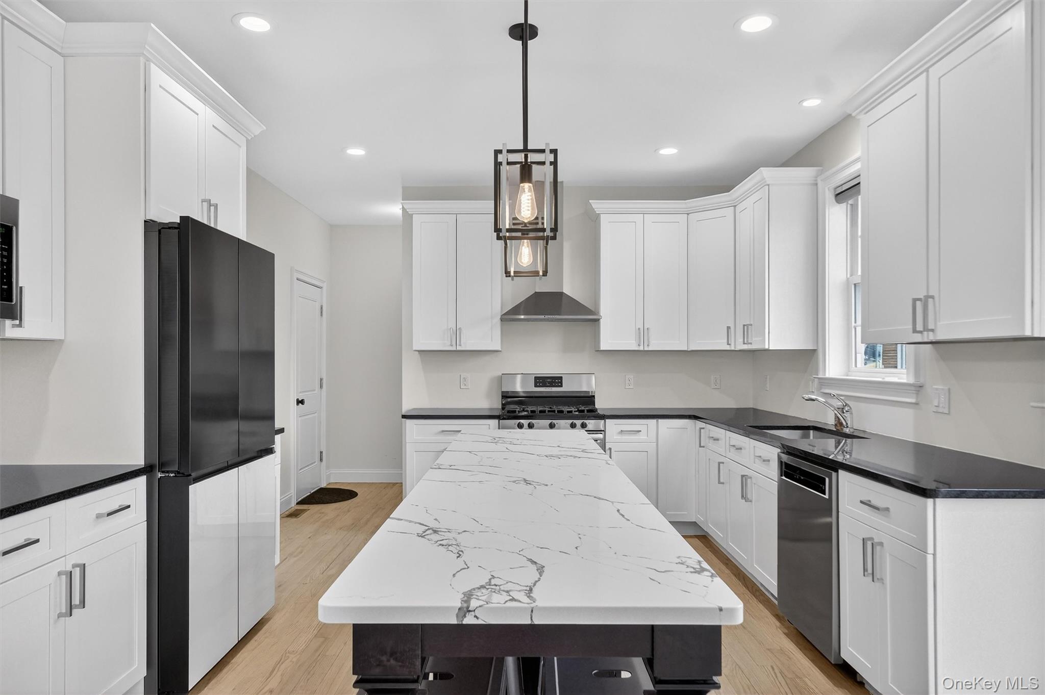 #11 photo, 12 Kensington Lane, Poughkeepsie , NY 12603