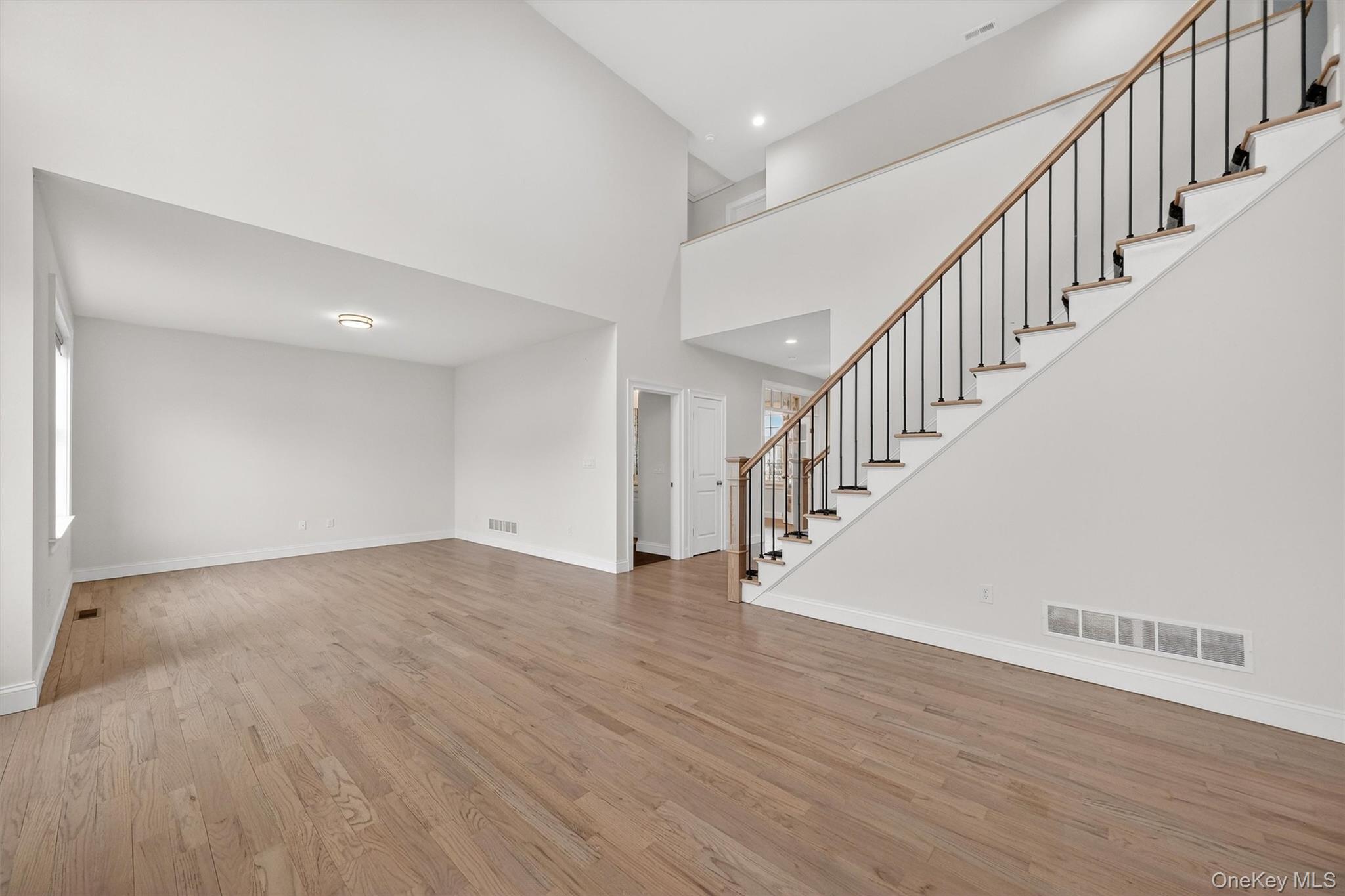 #16 photo, 12 Kensington Lane, Poughkeepsie , NY 12603