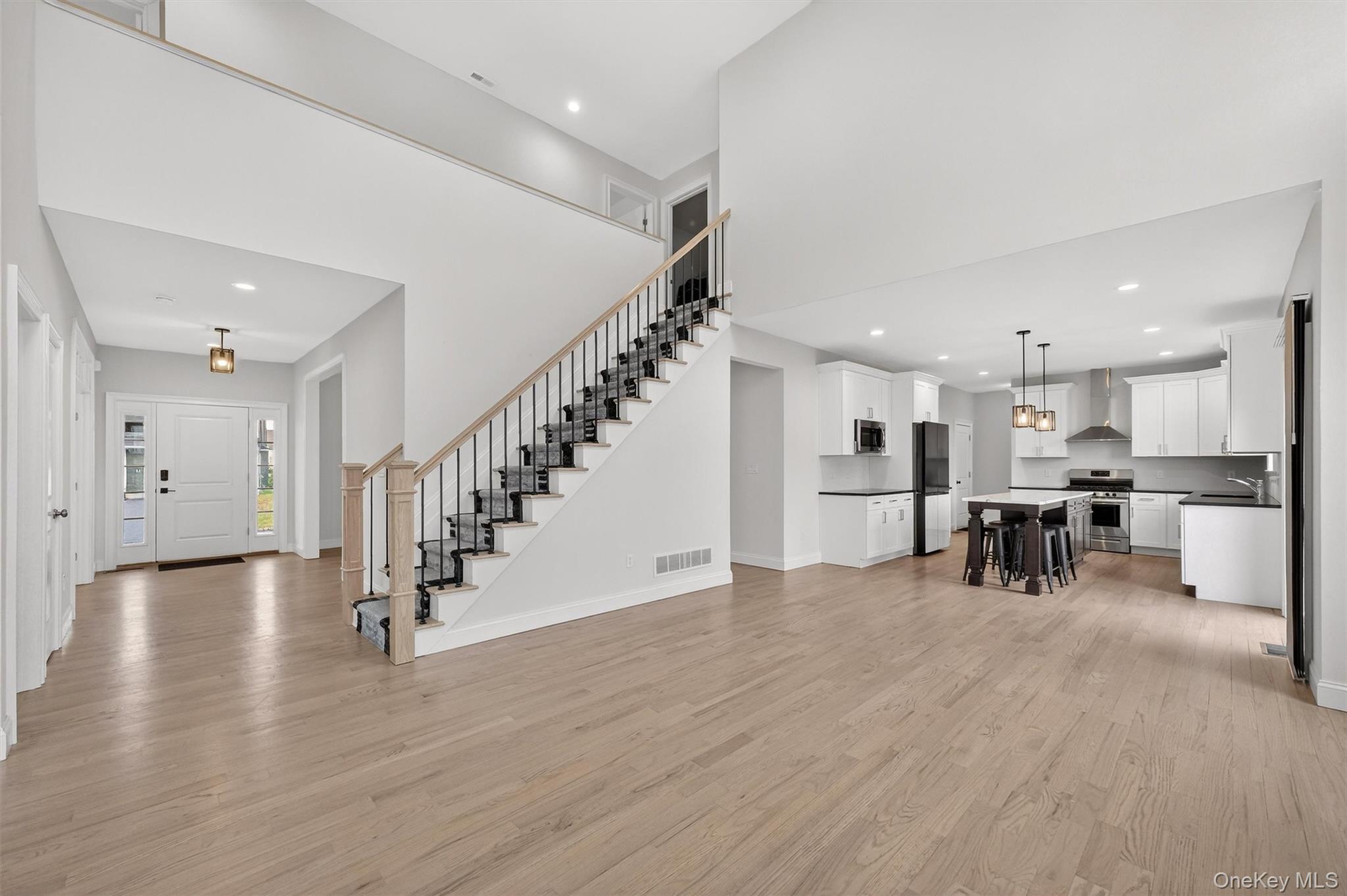 #17 photo, 12 Kensington Lane, Poughkeepsie , NY 12603