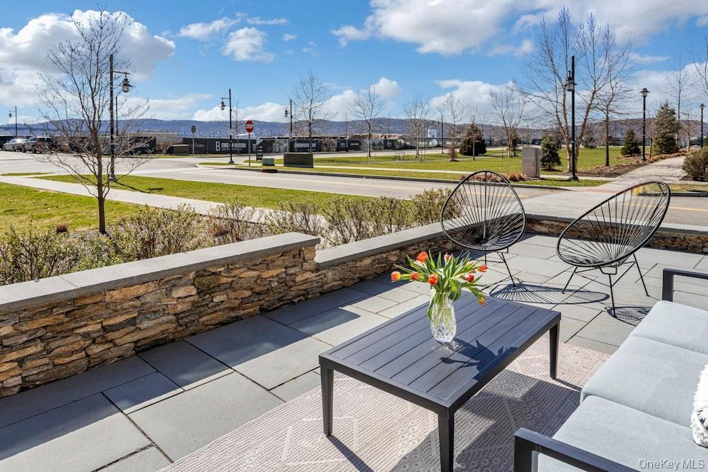 #13 photo, 201 Horseman Boulevard, Sleepy Hollow , NY 10591