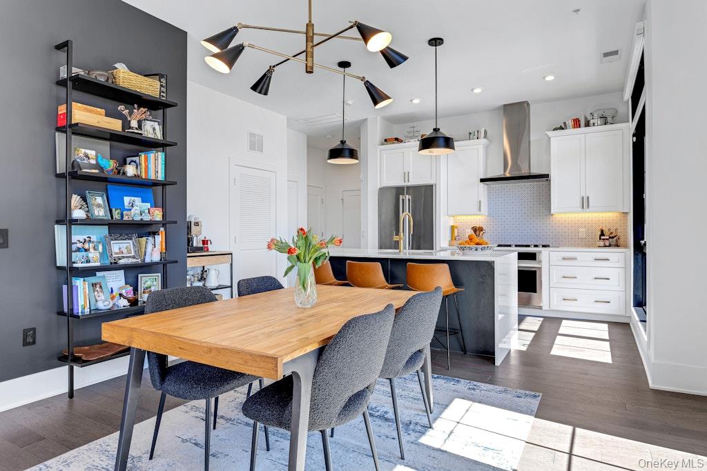 #8 photo, 201 Horseman Boulevard, Sleepy Hollow , NY 10591