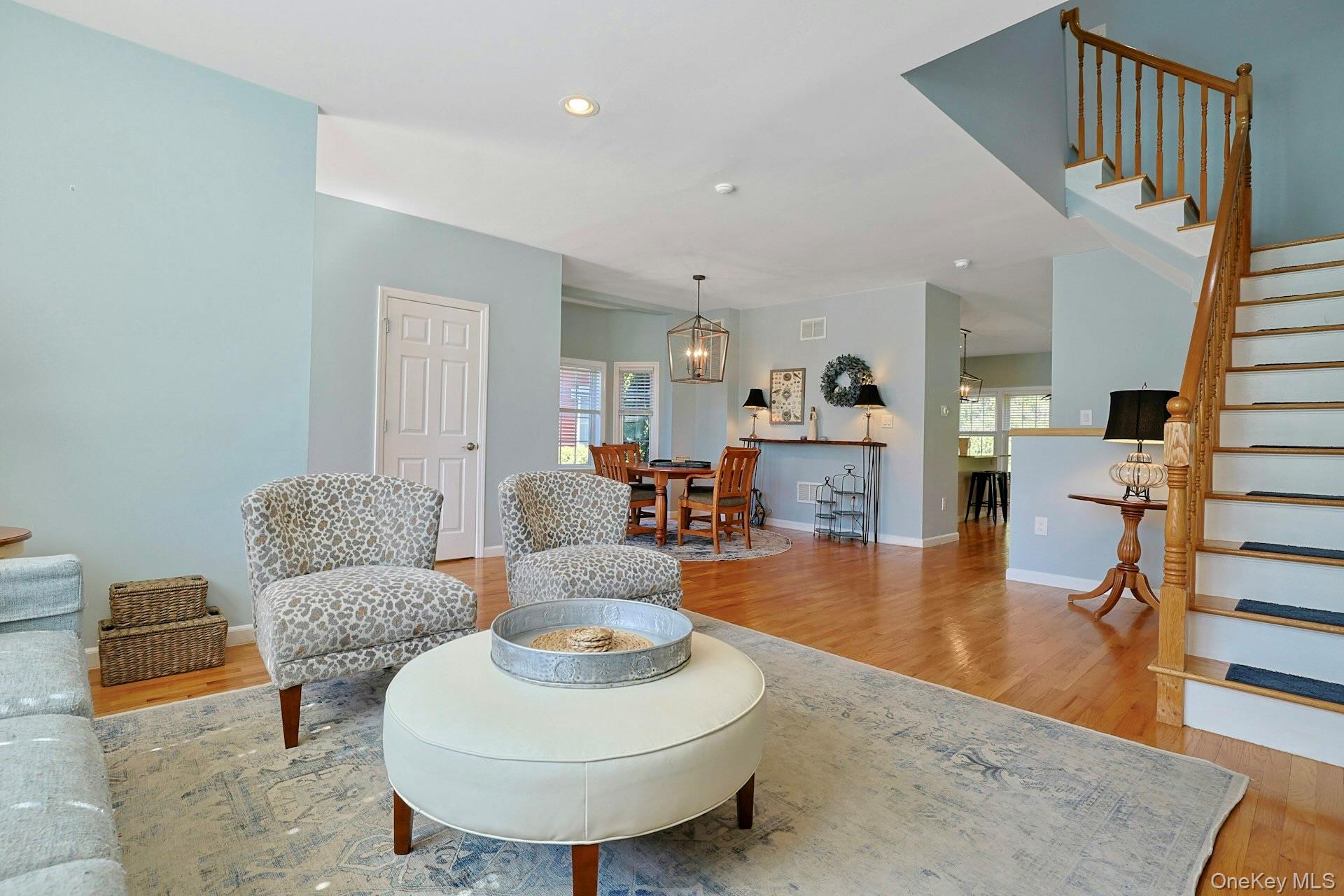 #4 photo, 44 Alexander Court, Nanuet , NY 10954