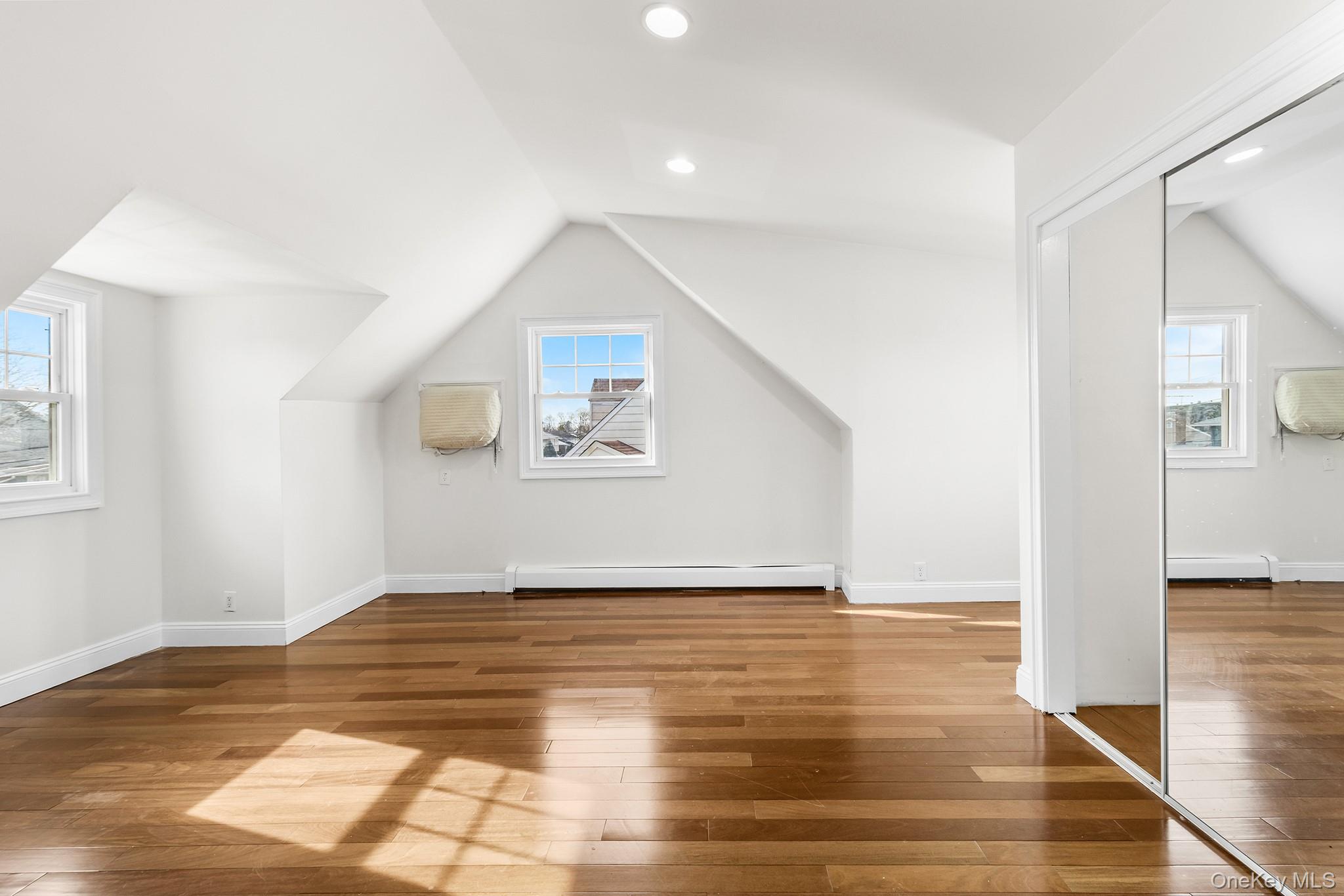 #17 photo, 119 Osborne Road, নাসাউ কাউন্টি West Hempstead , NY 11552