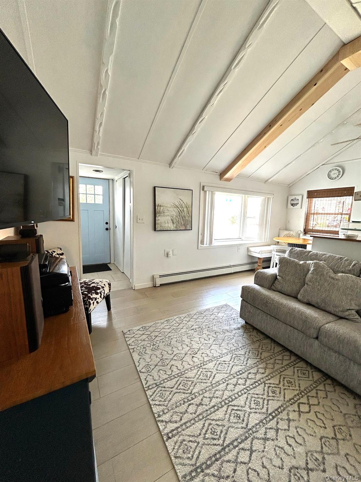 #3 photo, 800 S 6th Street, সাফোক কাউন্টি Lindenhurst , NY 11757