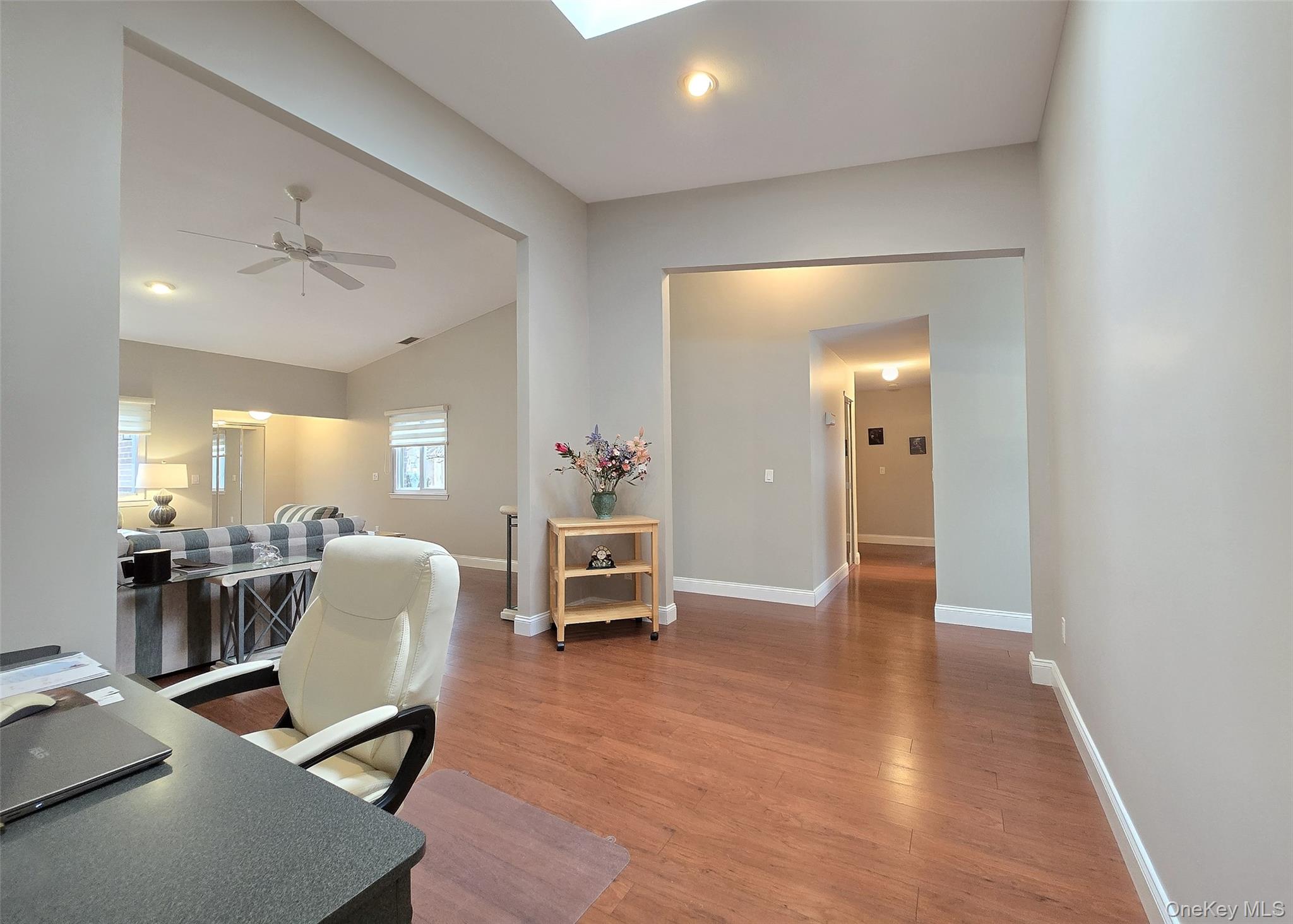 #10 photo, 771 Waverly Avenue, সাফোক কাউন্টি Holtsville , NY 11742