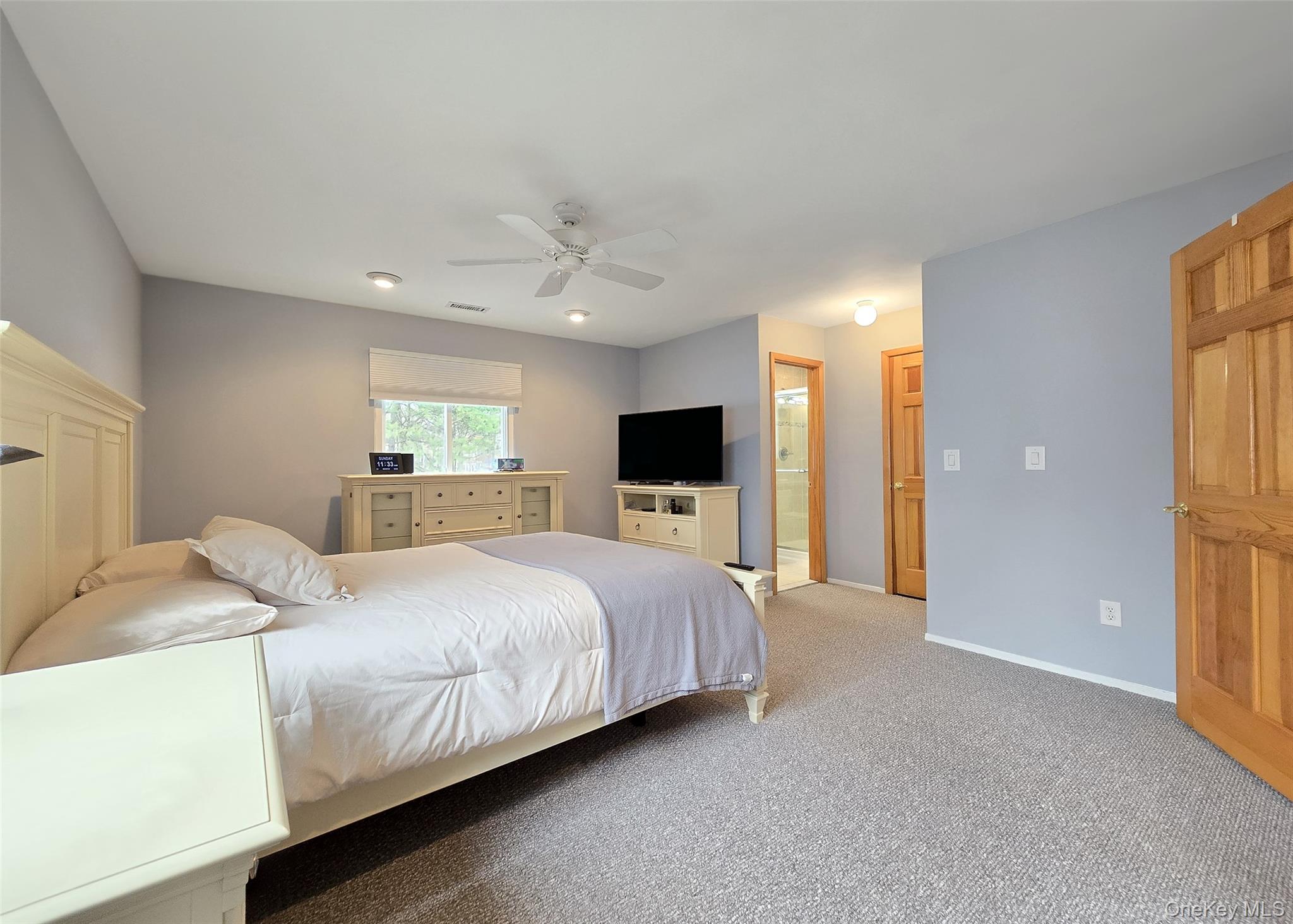 #13 photo, 771 Waverly Avenue, সাফোক কাউন্টি Holtsville , NY 11742