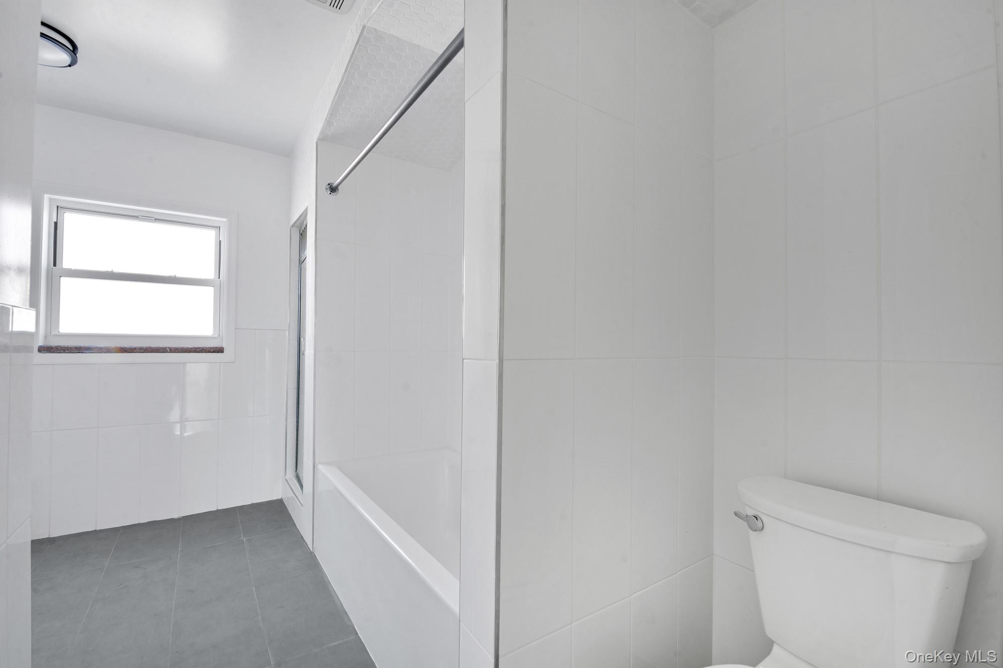 #18 photo, 8833 Francis Lewis Boulevard, Queens Village , NY 11427