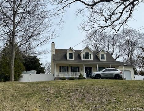 #1 photo, 48 N Columbine Avenue, 롱 아일랜드 Hampton Bays , NY 11946